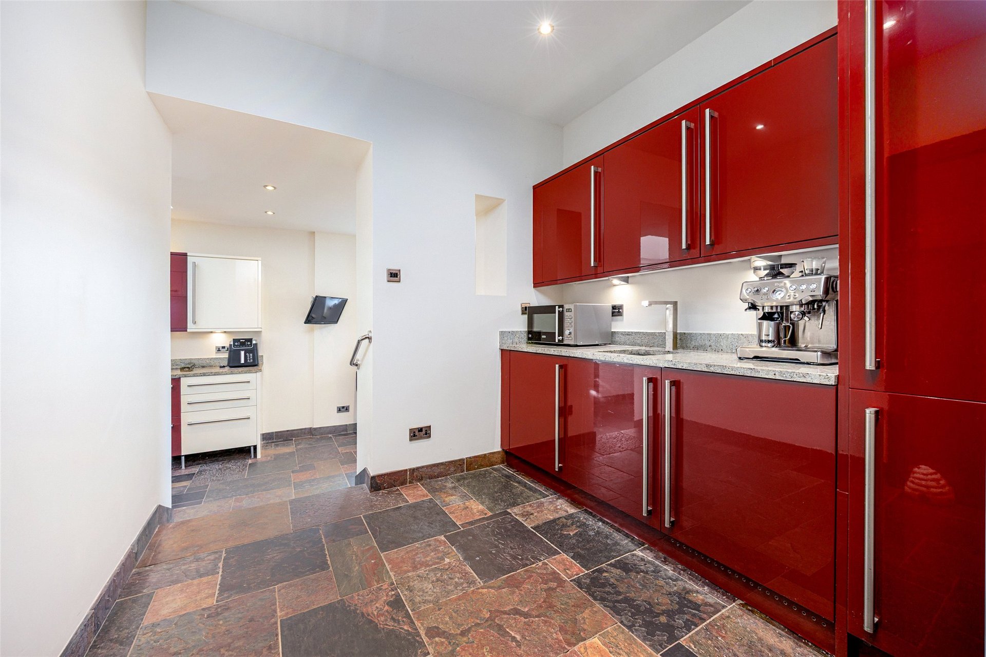 14 Campbell Avenue, Milngavie, G62 6DL - Picture #11