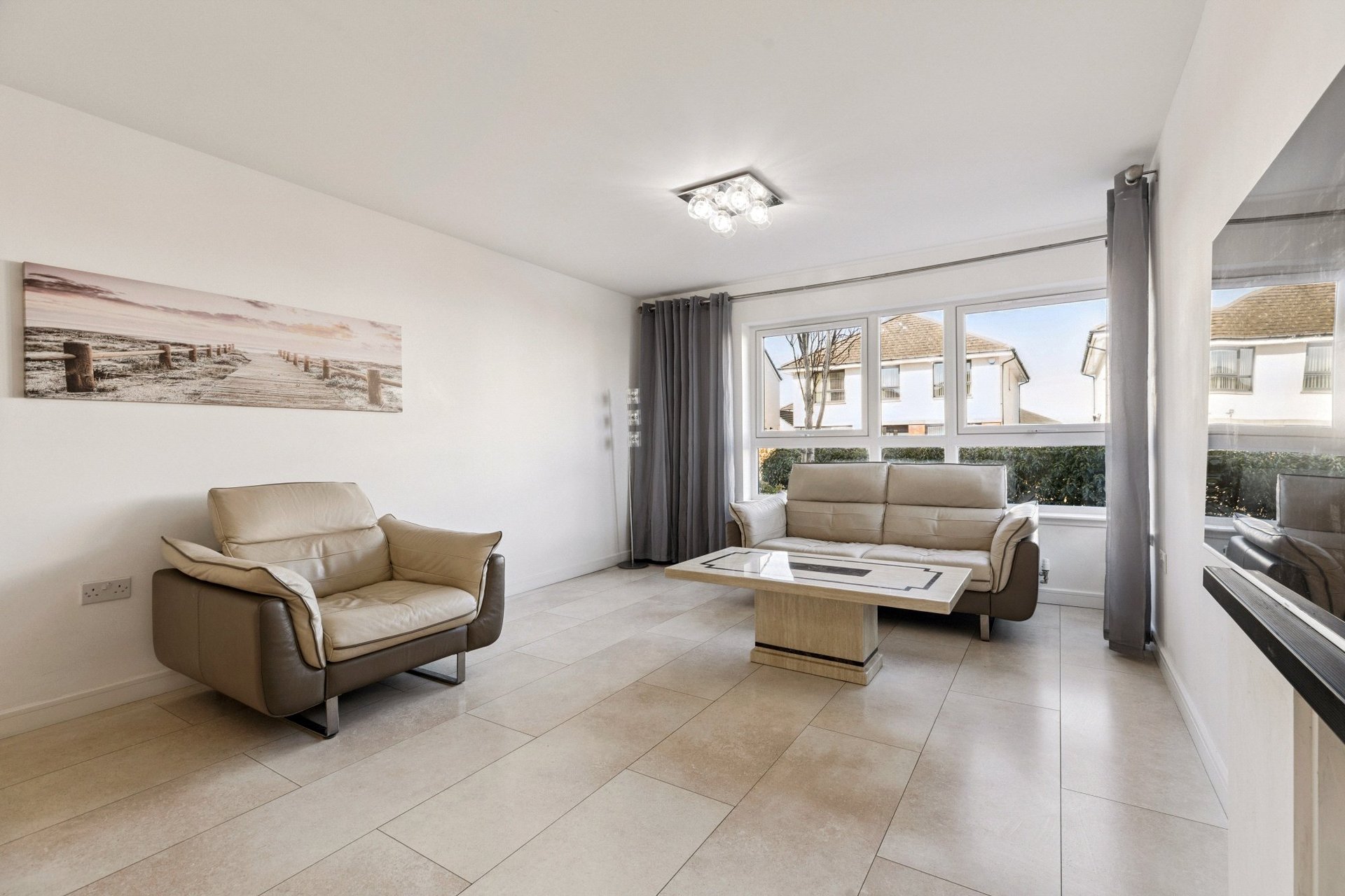 16 Aldton Park, Newton Mearns, Glasgow, G77 5UT - Picture #6