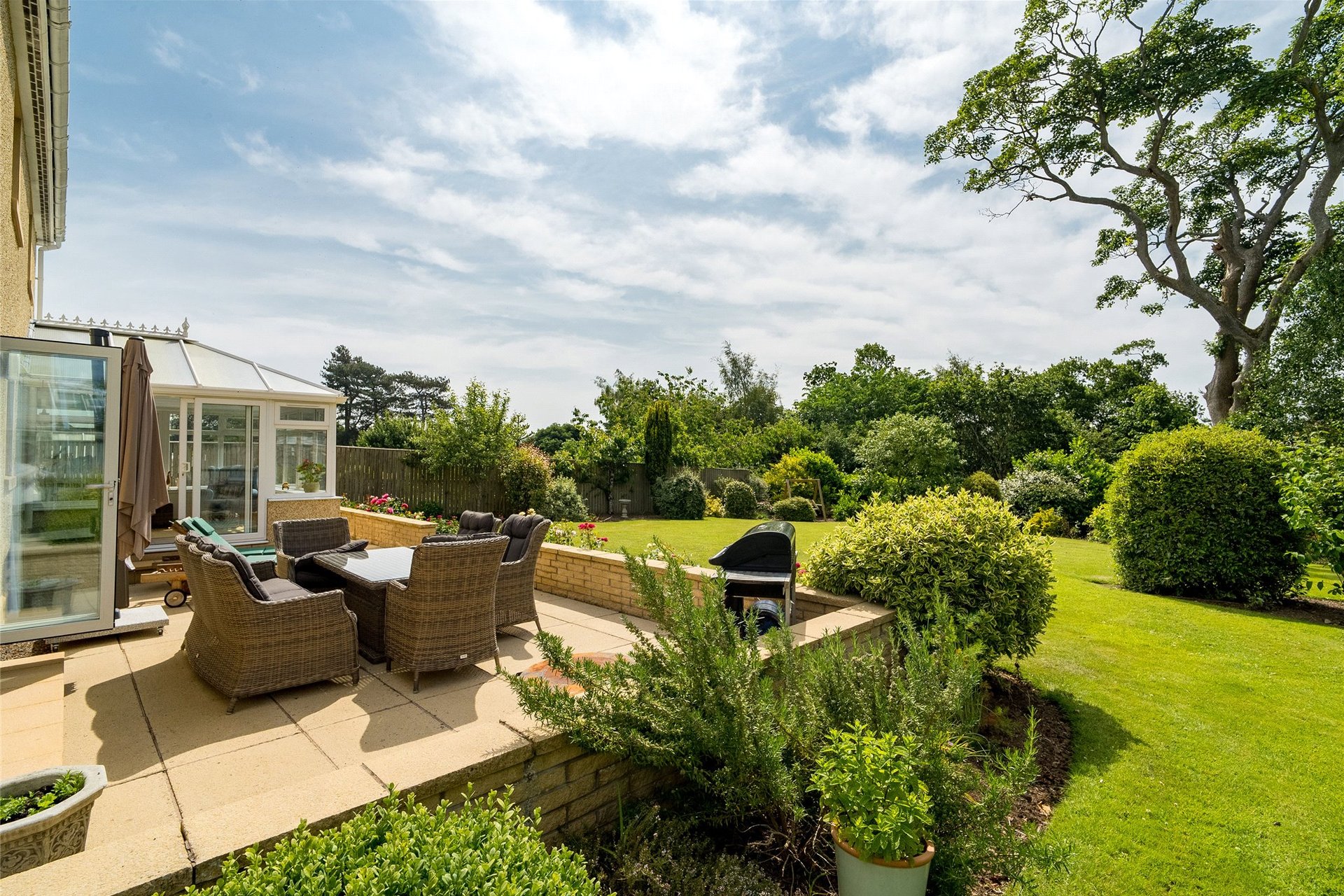 21 Broomlands, Kelso, Scottish Borders, TD5 7PR - Picture #22