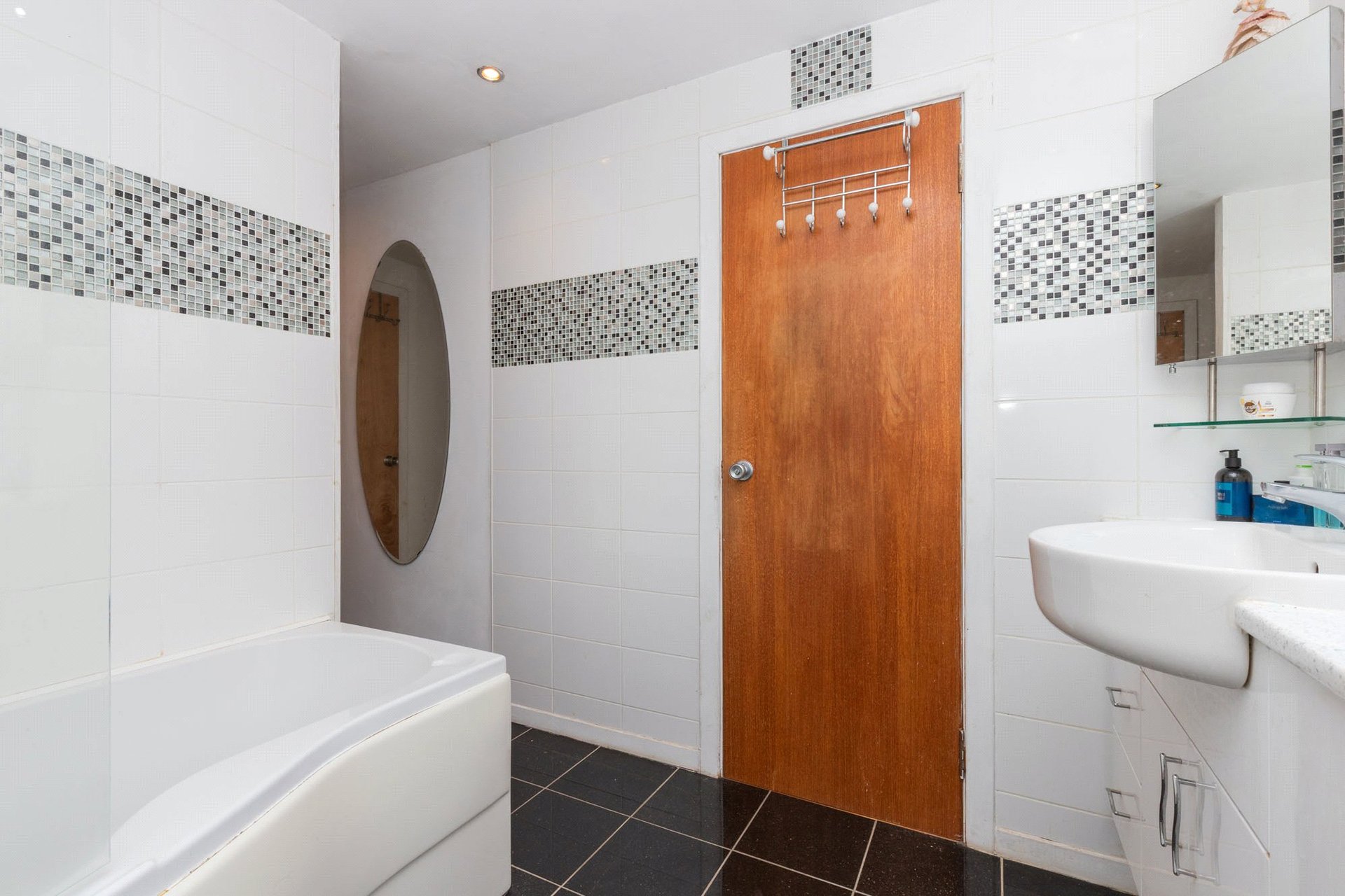 57 Upper Glenburn Road, Bearsden, G61 4BN - Picture #23