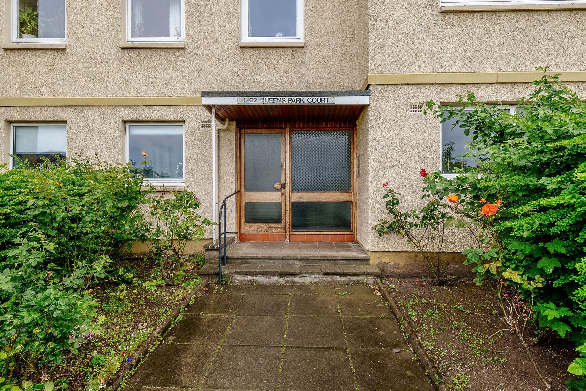 13 Queen's Park Court, Edinburgh, Midlothian, EH8 7DY - Picture #2
