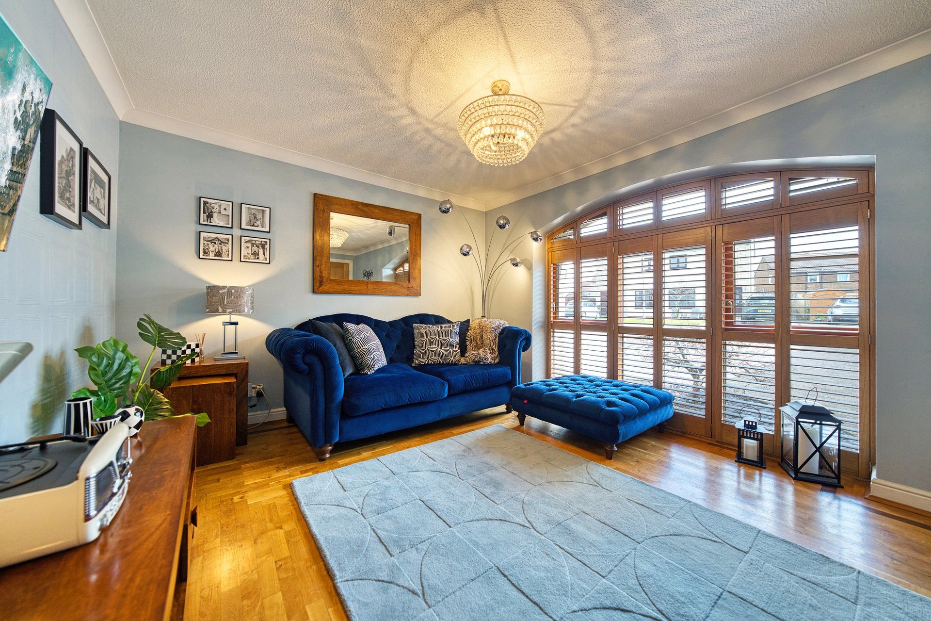 8 Dun Park, Kirkintilloch, East Dunbartonshire, G66 2DU - Picture #2