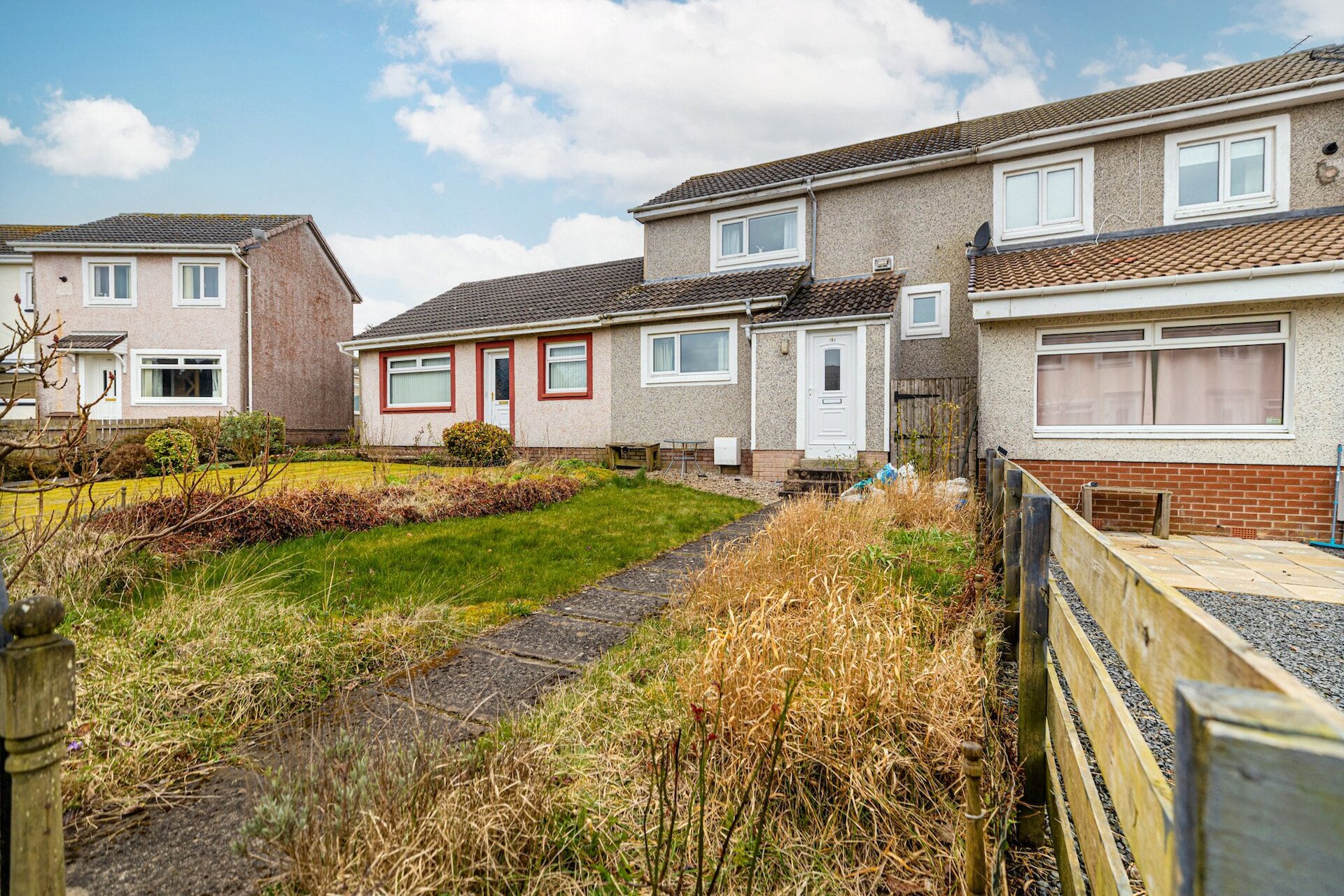 192 Bonnyton Drive, Eaglesham, Glasgow, East Renfrewshire, G76 0NG - Picture #1