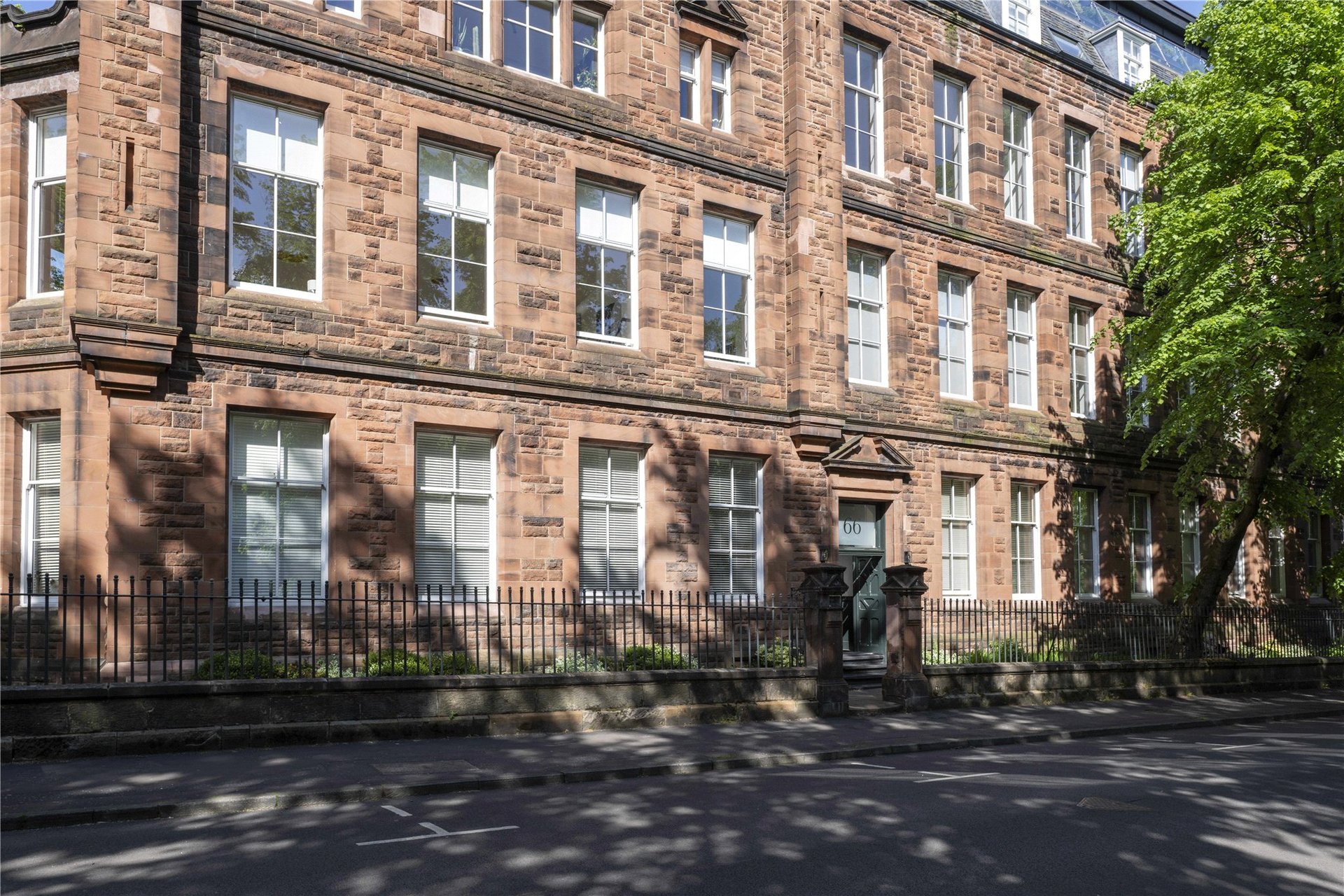 2/2, 66 Victoria Crescent Road, Dowanhill, Glasgow, G12 9JL - Picture #3