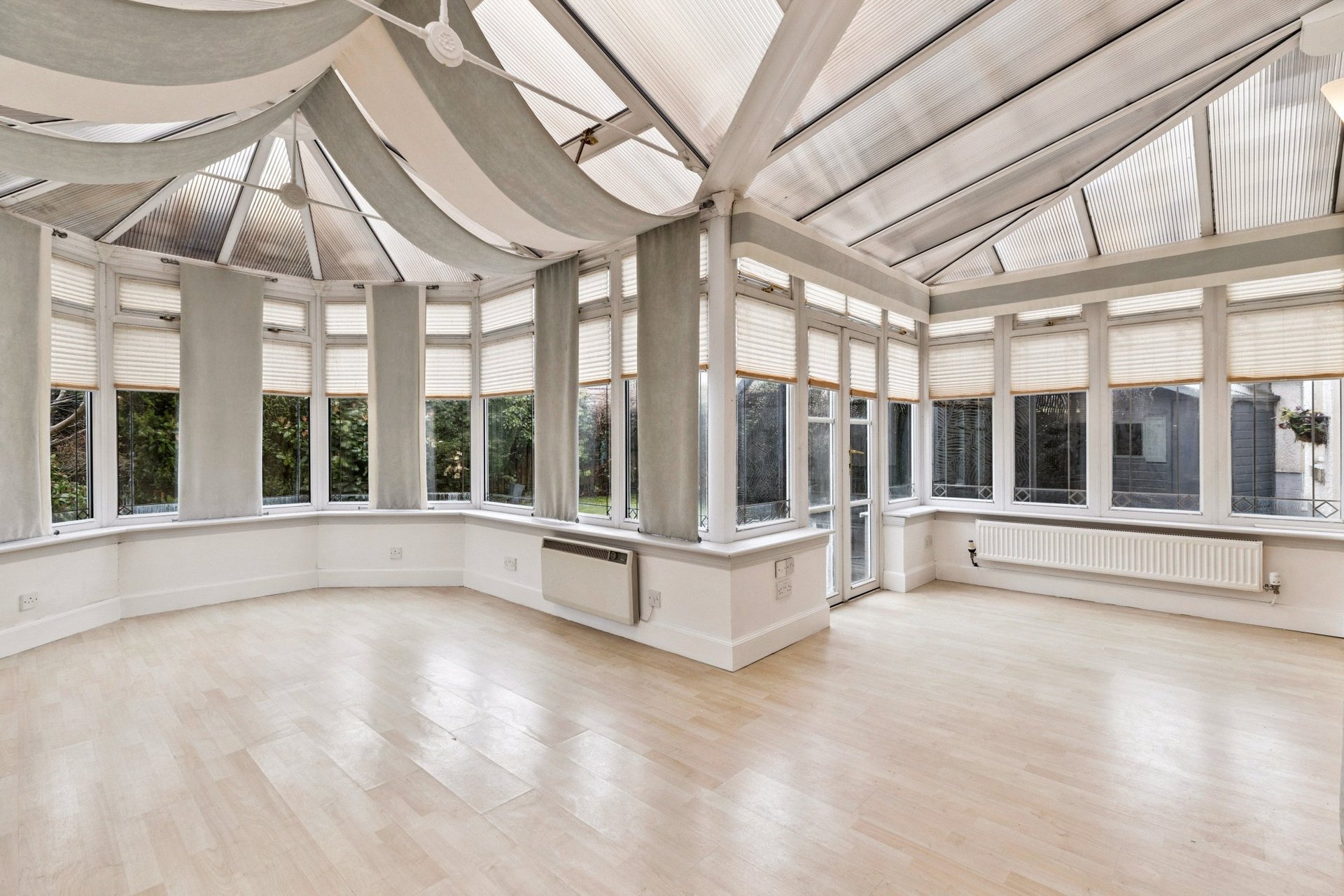 5 Cresswell Place, Newton Mearns, Glasgow, G77 5FD - Picture #14