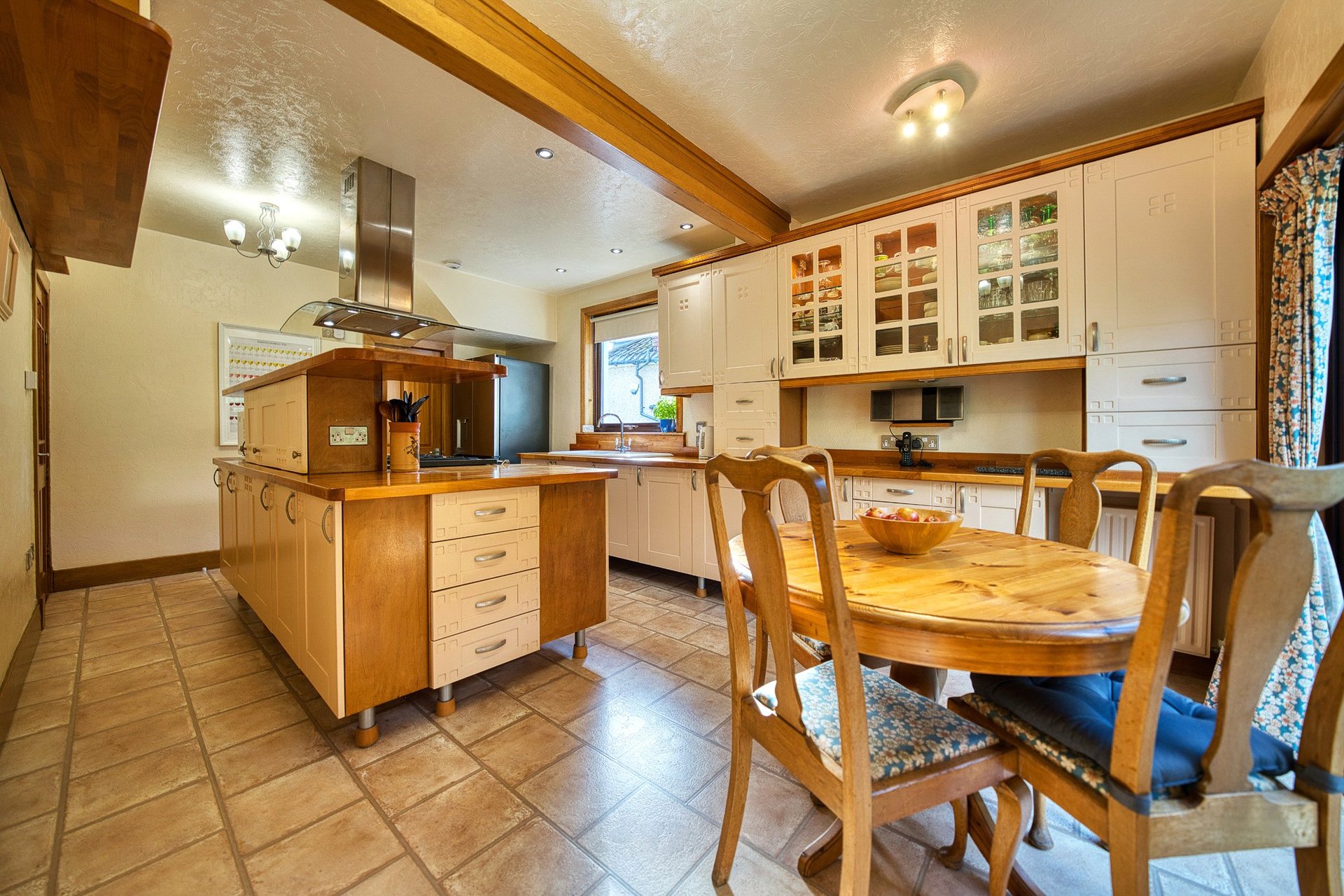 93 Ravelston Road, Bearsden, G61 1AZ - Picture #16