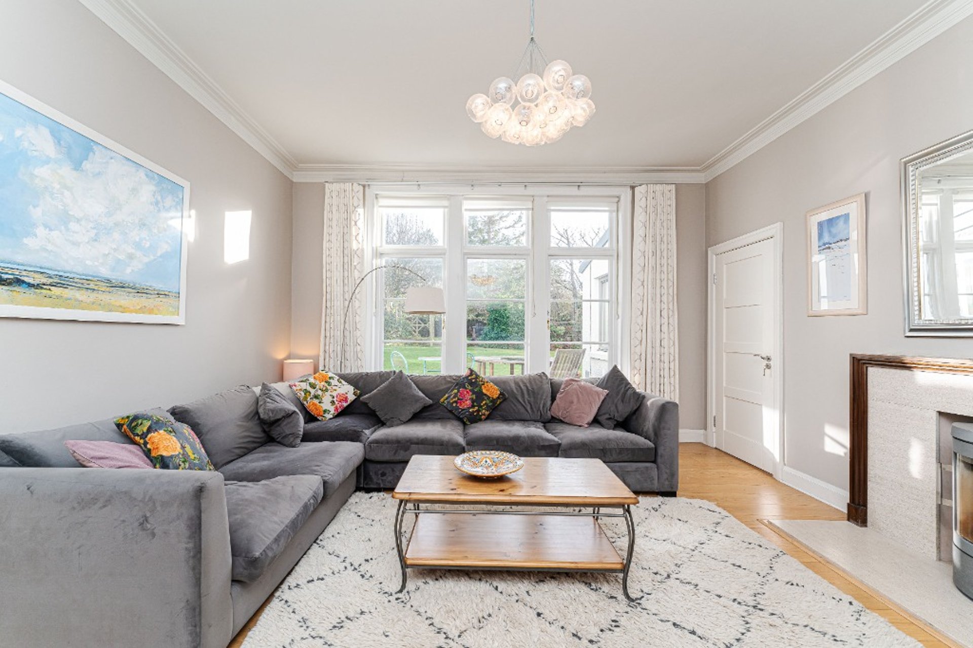 24 Braid Farm Road, Braids, Edinburgh, EH10 6LF Rettie