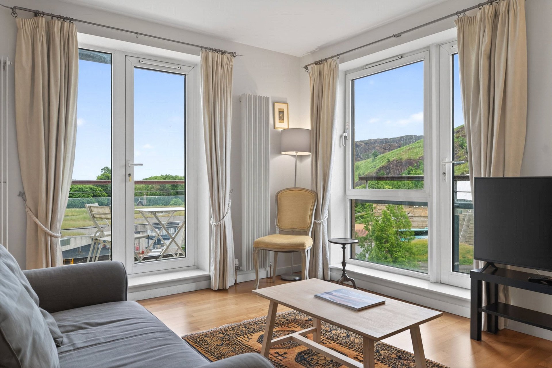 Flat 75, The Park, 89 Holyrood Road, Holyrood, Edinburgh, EH8 8BA - Picture #4