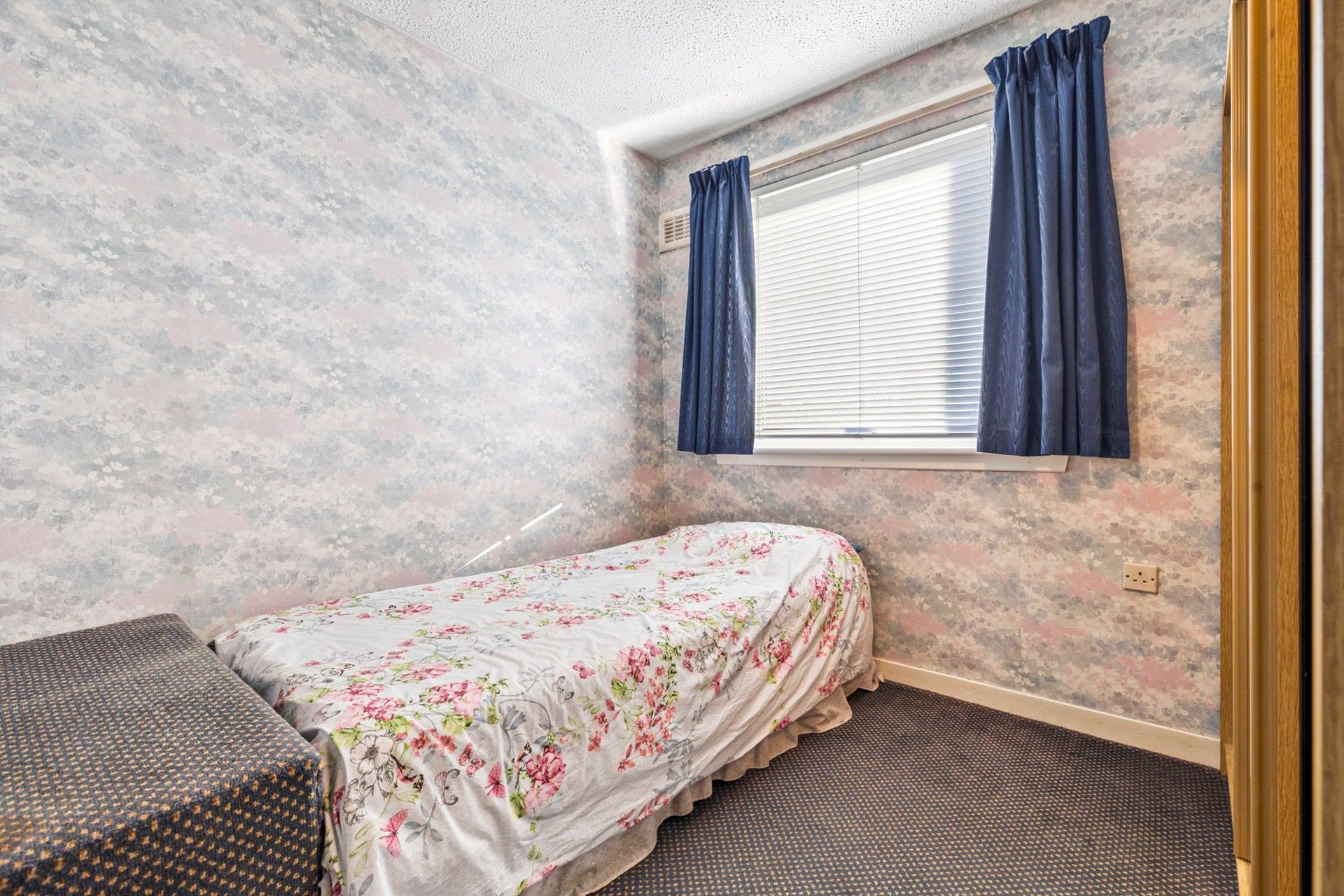 44 Cunningham Drive, Giffnock, Glasgow, East Renfrewshire, G46 6ER - Picture #20