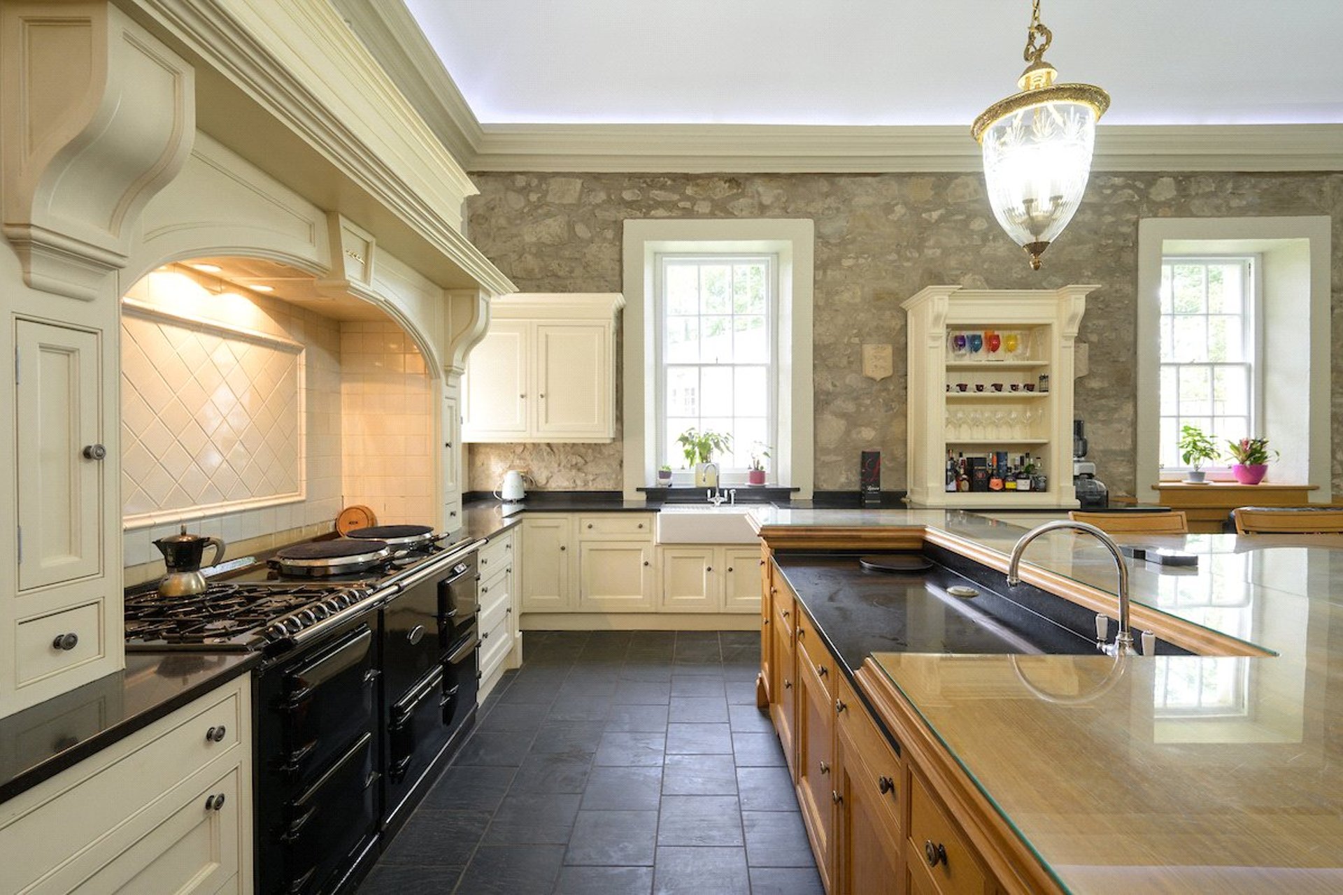 Castle Gogar, , 180 Glasgow Road, Edinburgh, Midlothian, EH12 9BQ - Picture #12