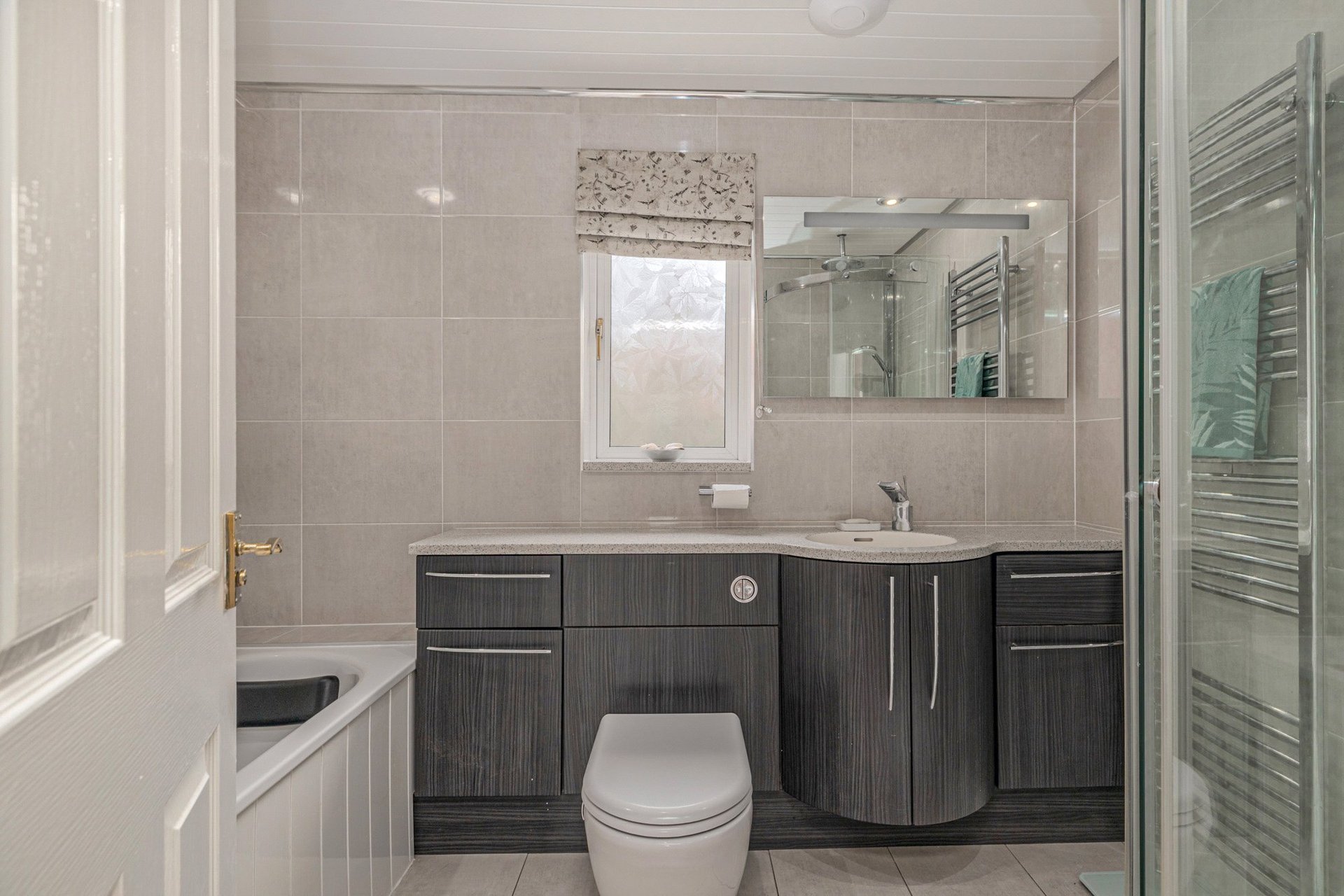 32 Dougalston Crescent, Milngavie, G62 6HP - Picture #17