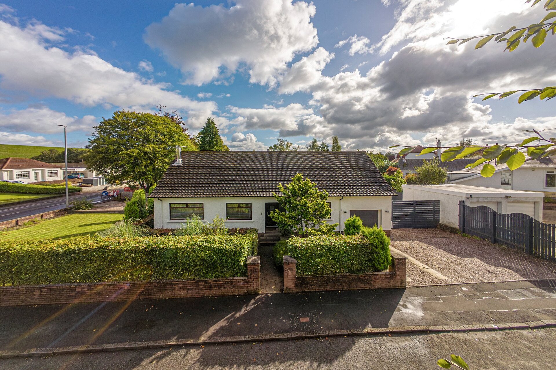 1 Lynn Drive, Milngavie, G62 8HL - Picture #1