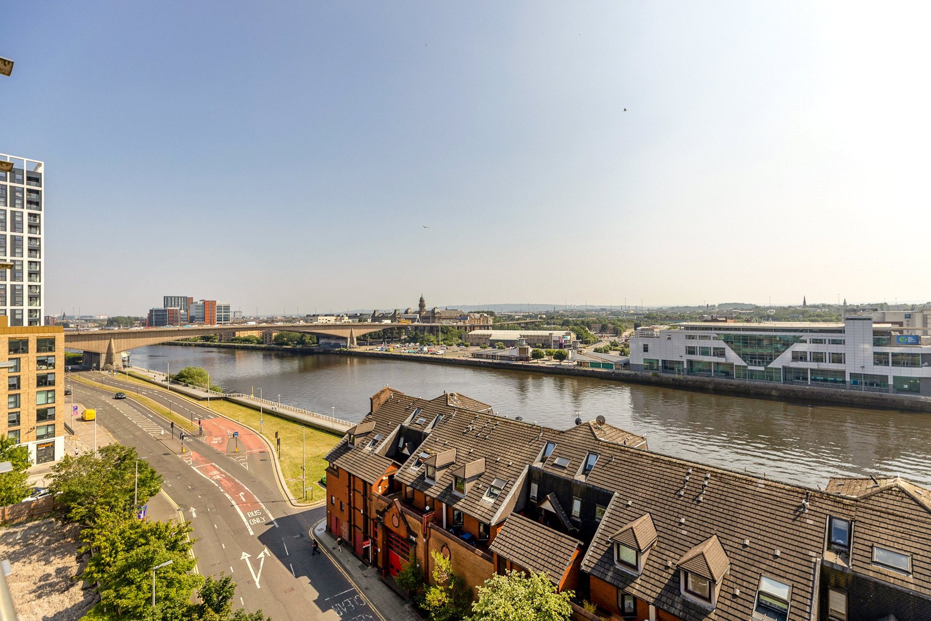 Flat 8/5 River Heights, 72 Lancefield Quay, Glasgow City, G3 8JJ - Picture #4