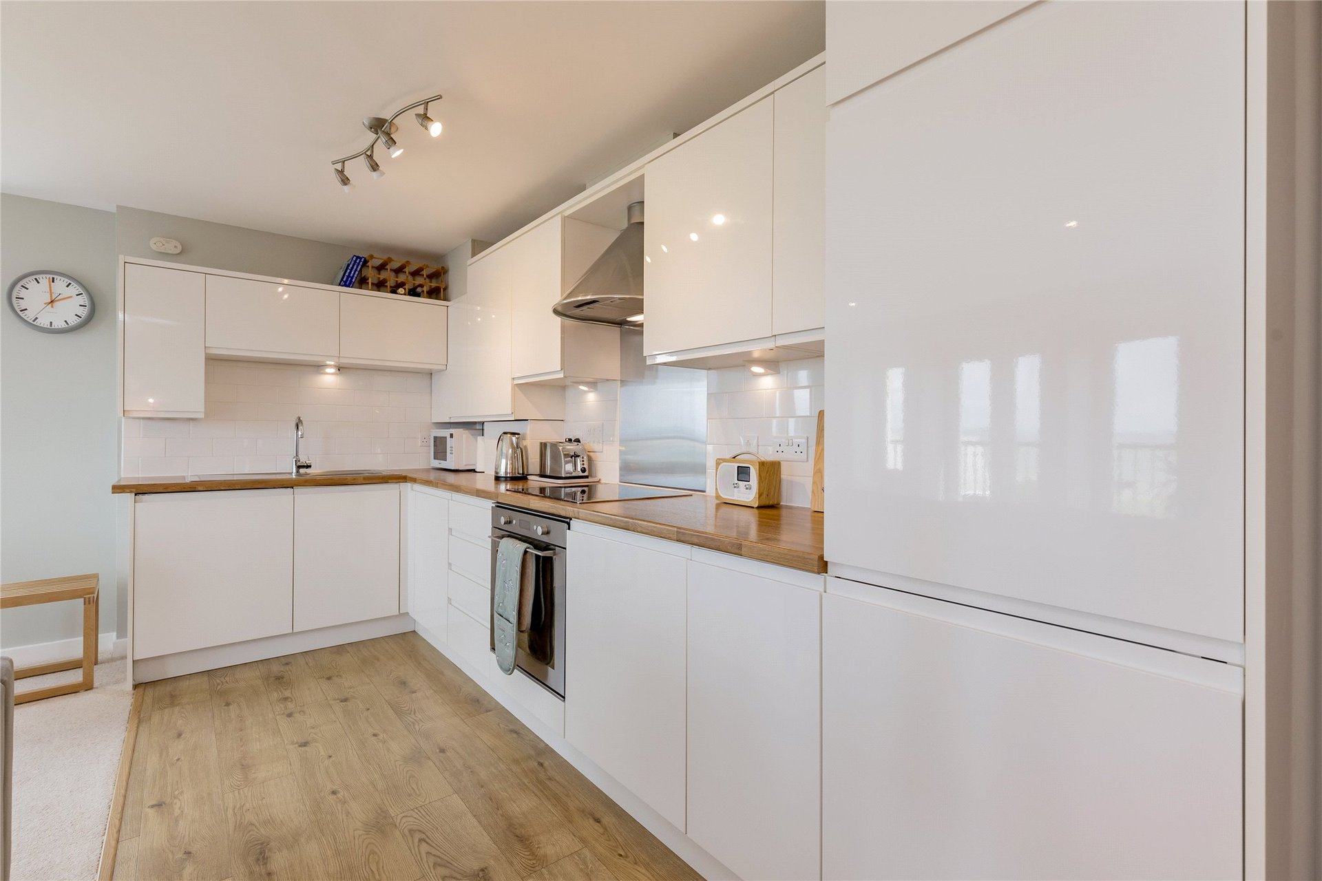 Flat 8, 68 Newhaven Place, Edinburgh, EH6 4TG - Picture #9
