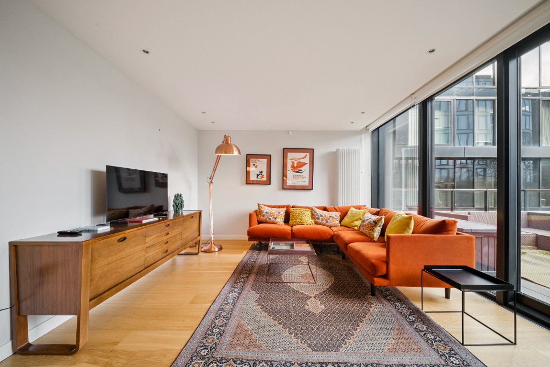 8 Simpson Loan, Meadows, Edinburgh, EH3 9GS - Picture #1