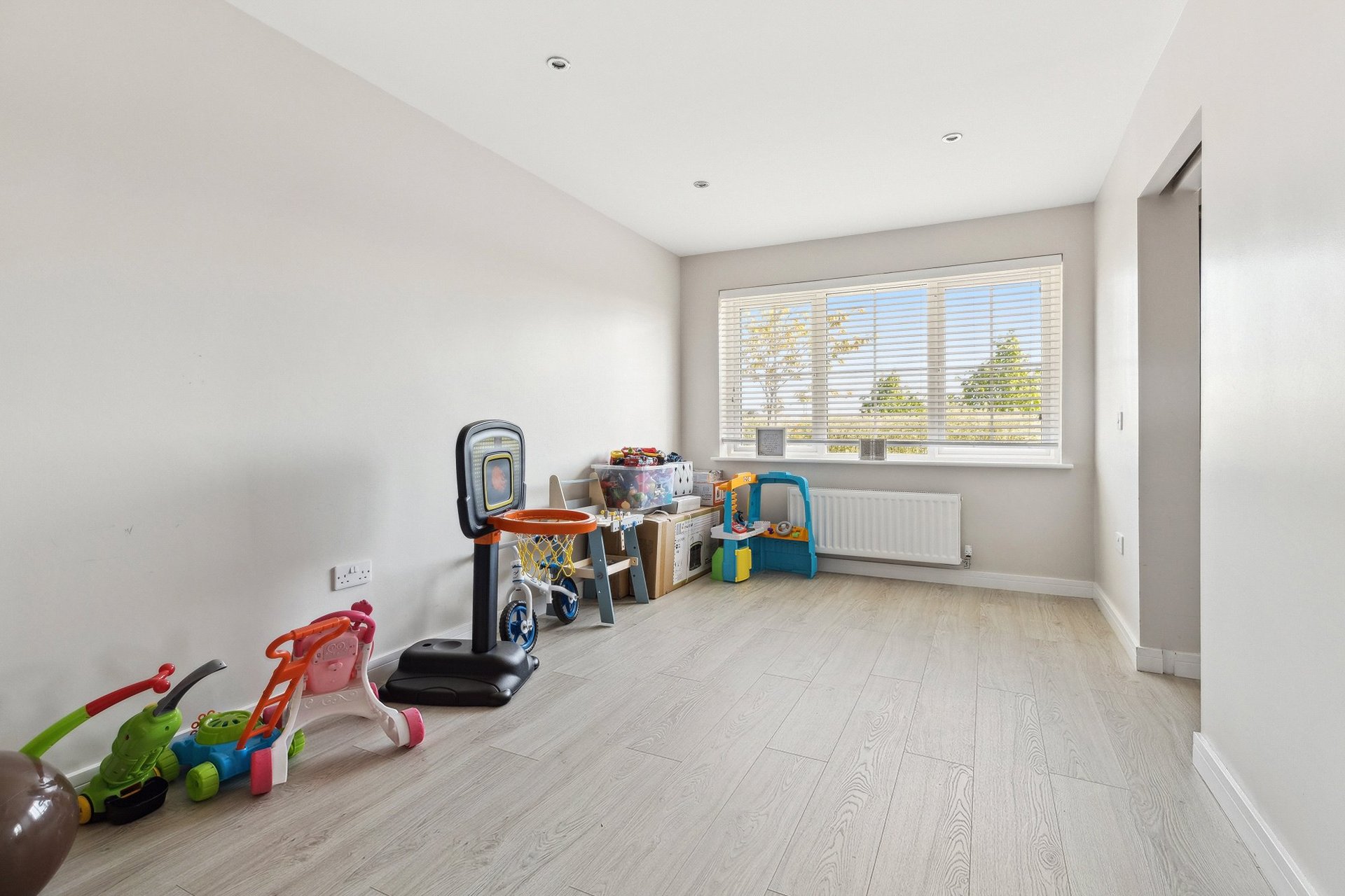 10 Leggatston Drive, Darnley, Glasgow, G53 7ZY - Picture #17