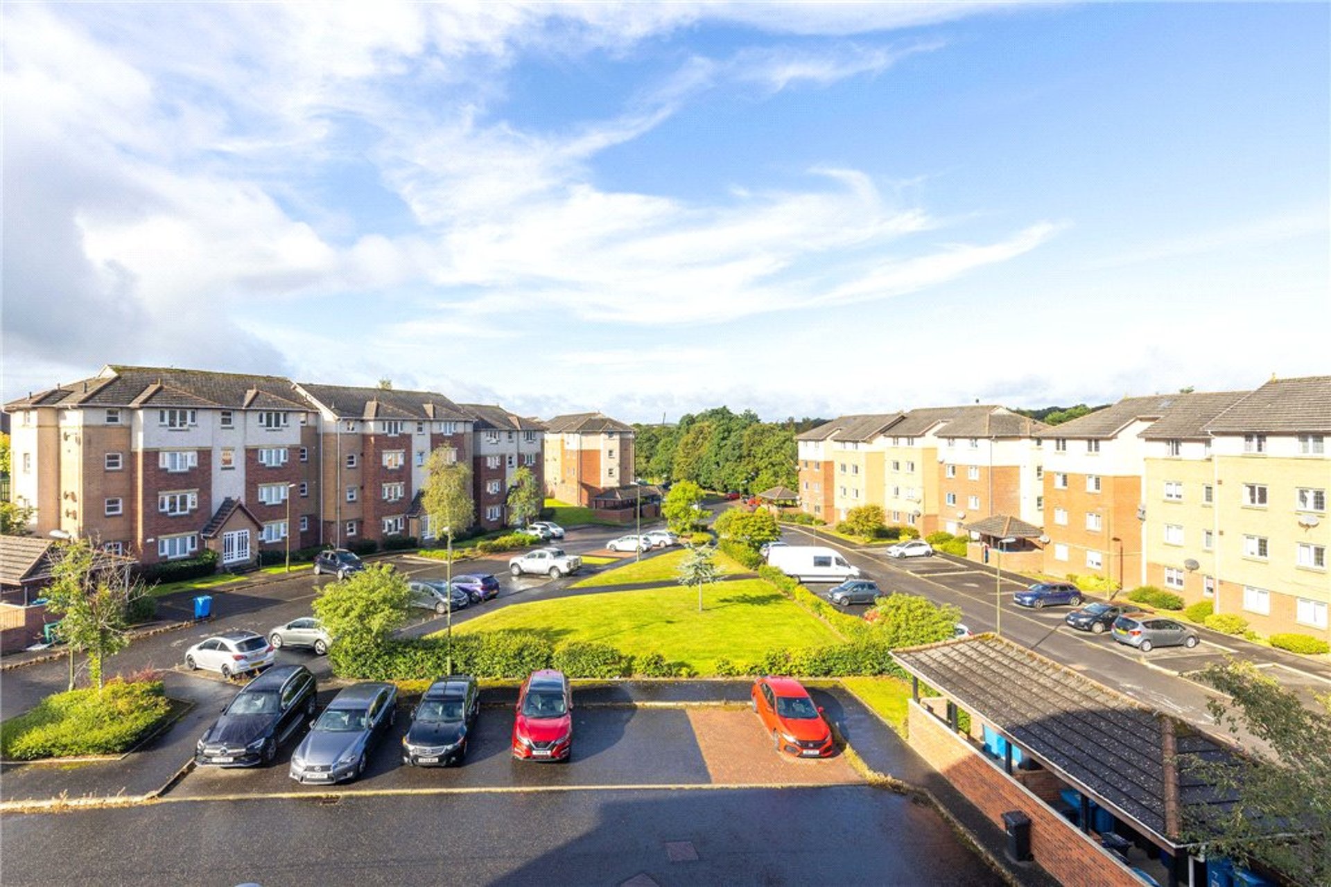 8 Burnvale Place, Livingston, West Lothian, EH54 6GD - Picture #11