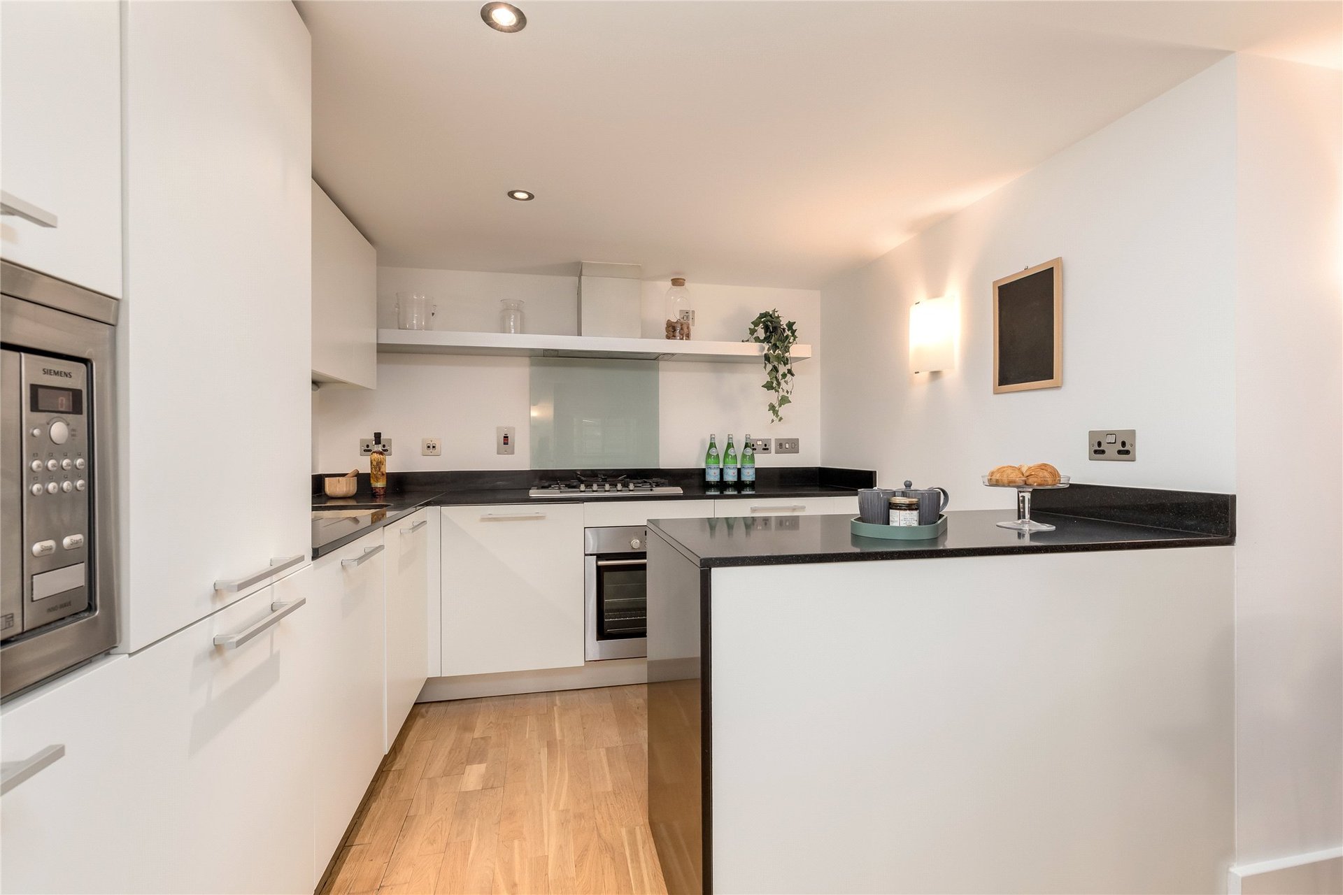 25/9 Simpson Loan, Quartermile, Edinburgh, EH3 9GE - Picture #14