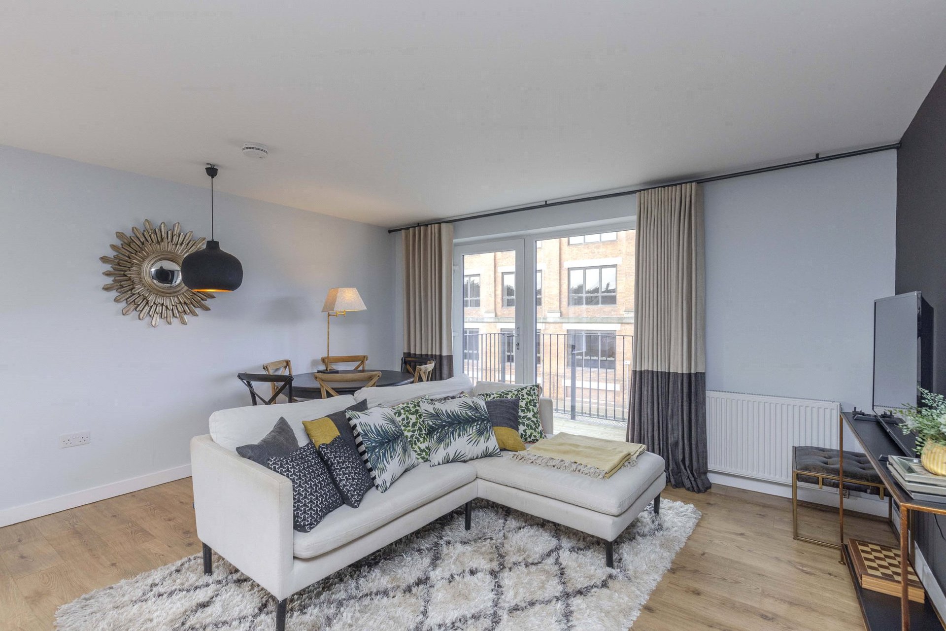 Flat 2, 19 Salamander Place, Edinburgh, EH6 7JJ - Picture #9