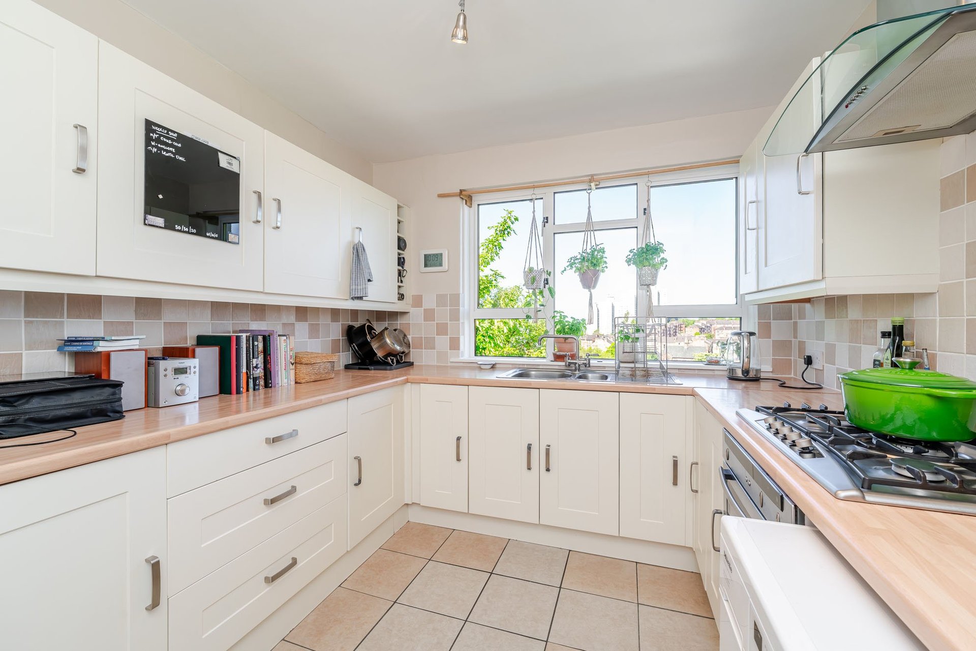 2/1, 146 Camphill Avenue, Shawlands, G41 3DT - Picture #12