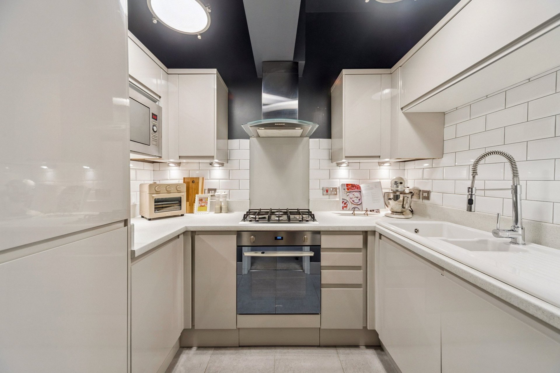 Flat 1/2, 95 Avenuepark Street, North Kelvinside, Glasgow, G20 8LL - Picture #11