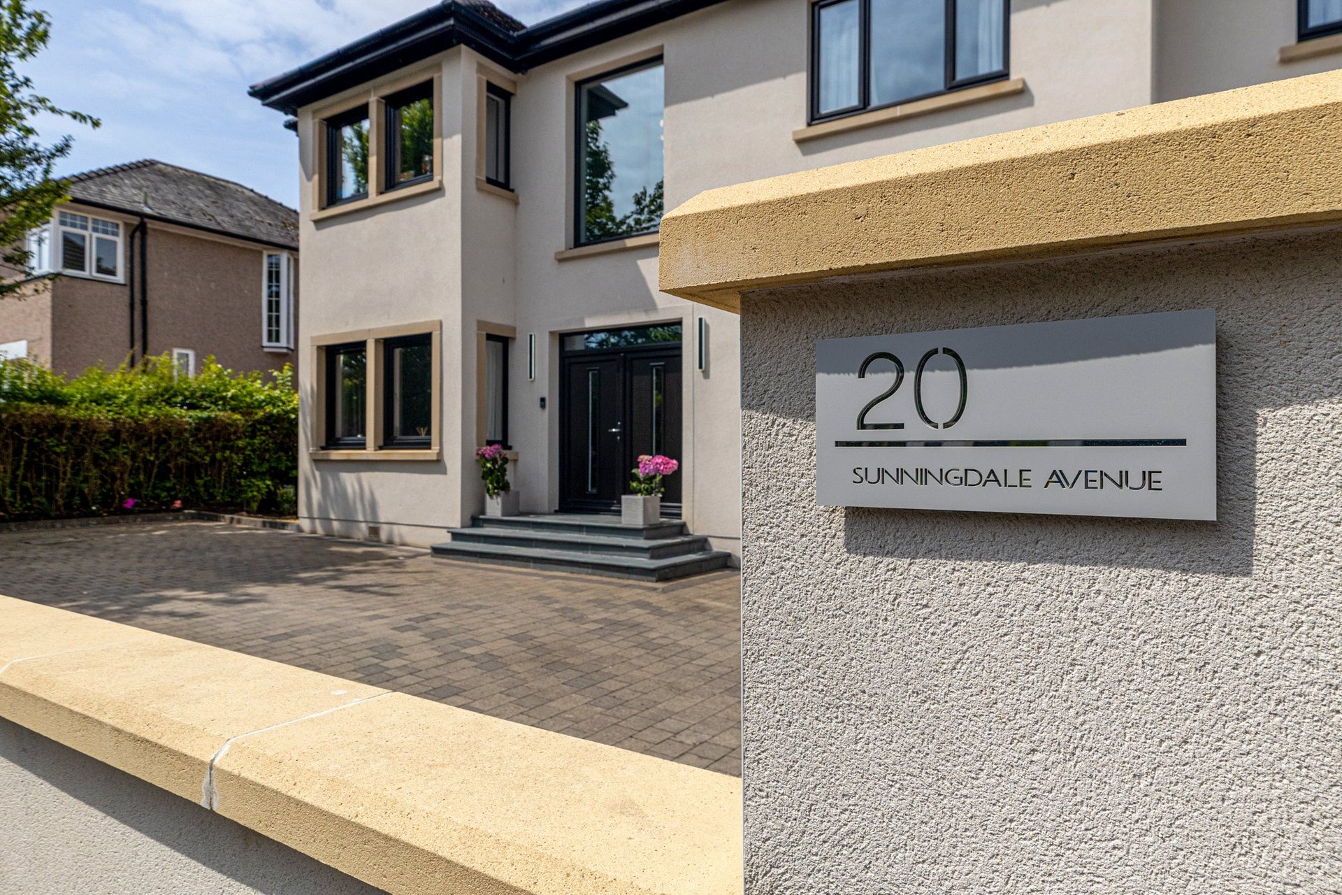 20 Sunningdale Avenue, Newton Mearns, Glasgow, East Renfrewshire, G77 5PD - Picture #2