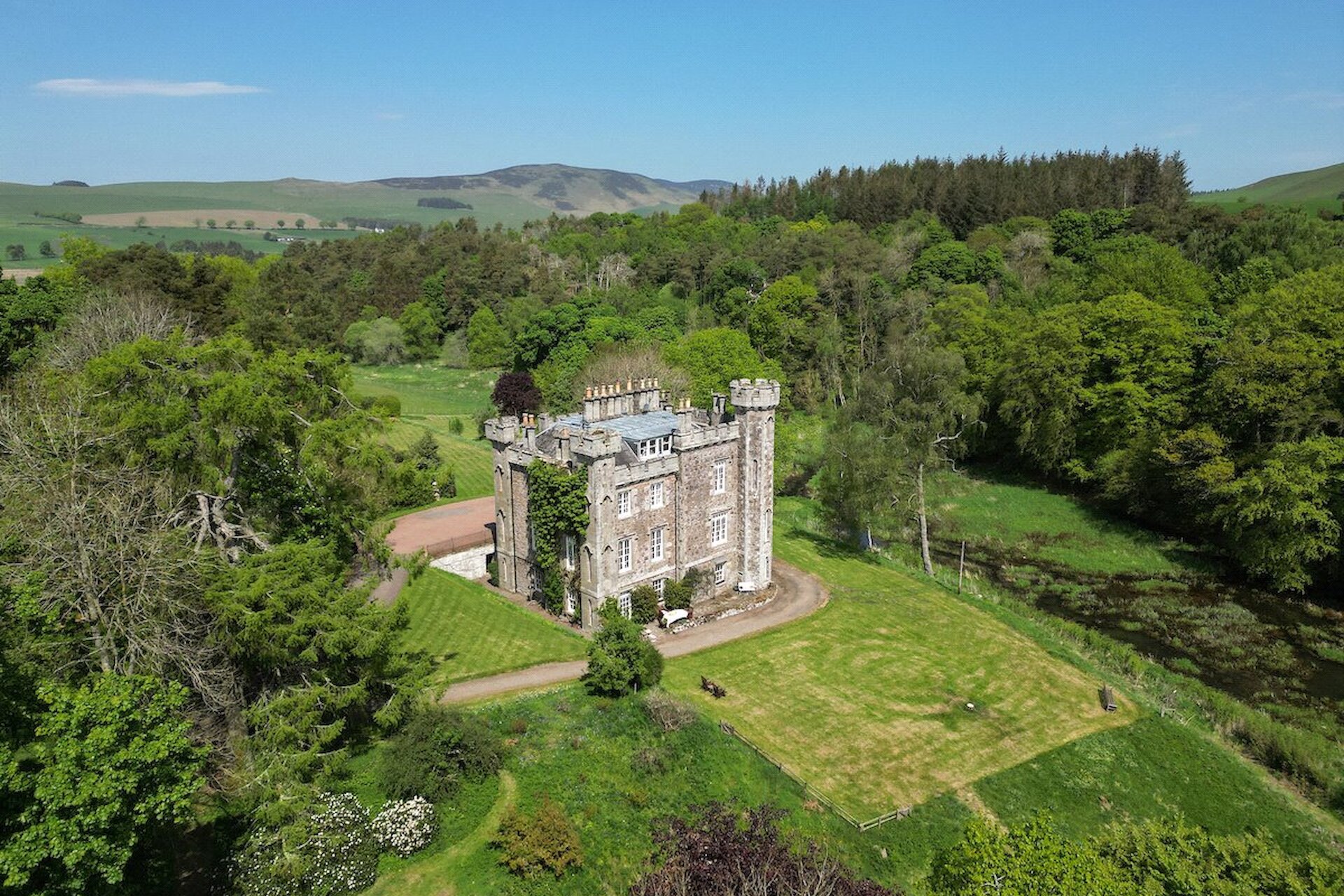 Edmonston House, Candymill Road, Biggar, South Lanarkshire, ML12 6QY - Picture #1