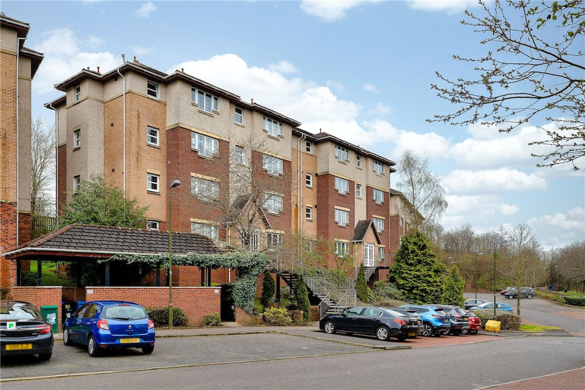 86 Burnvale, Livingston, West Lothian, EH54 6DQ - Picture #1
