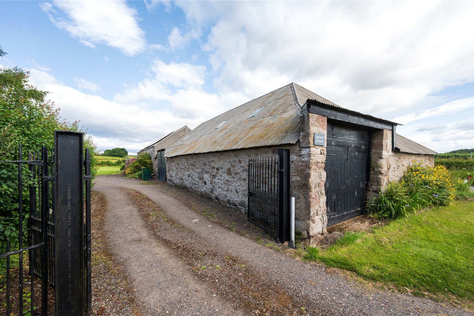 Smithy Cottage, Luncarty, Perth, Perth and Kinross, PH1 3JA - Picture #19