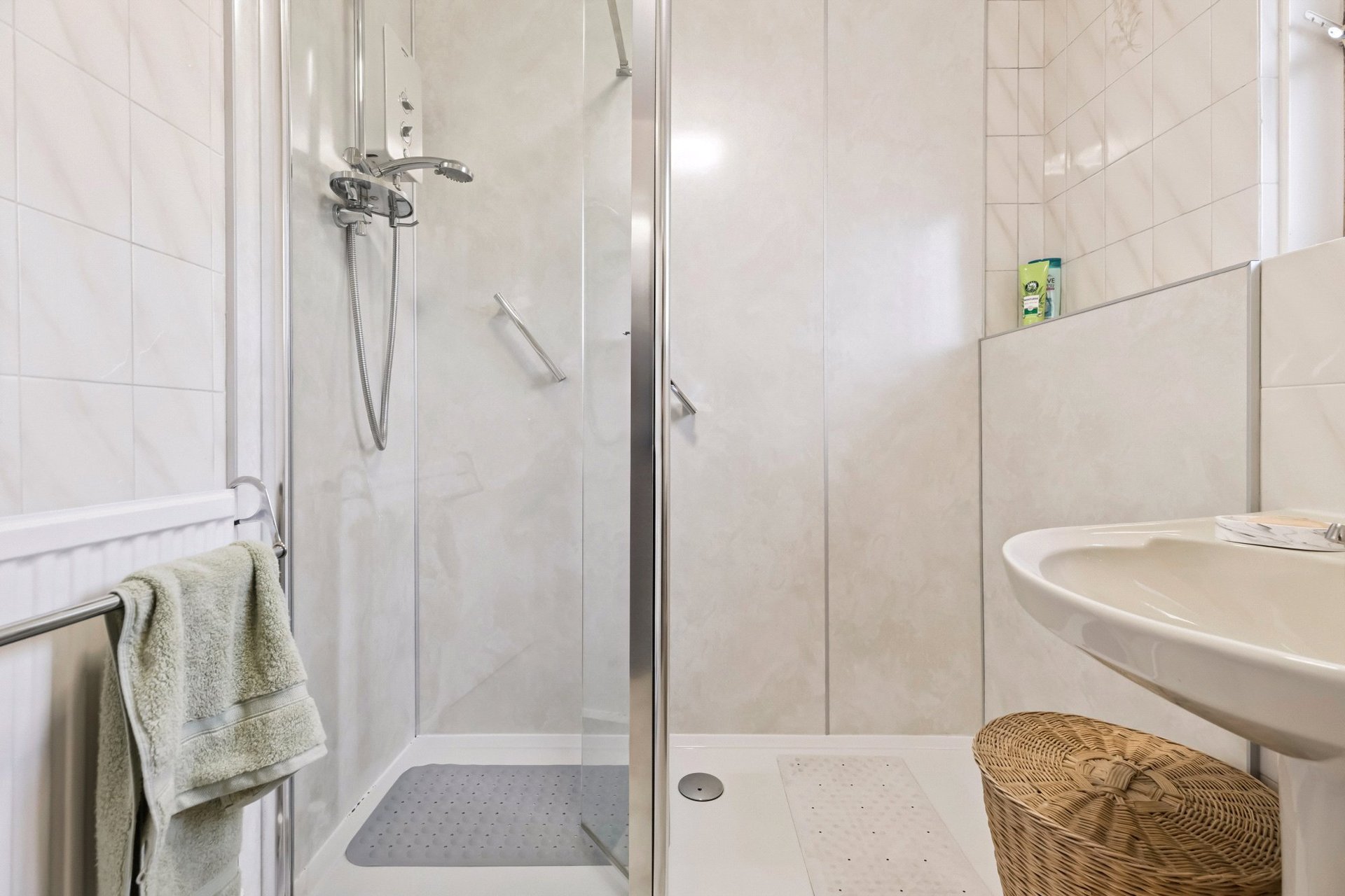 18 Annan Drive, Bearsden, G61 1EZ - Picture #17