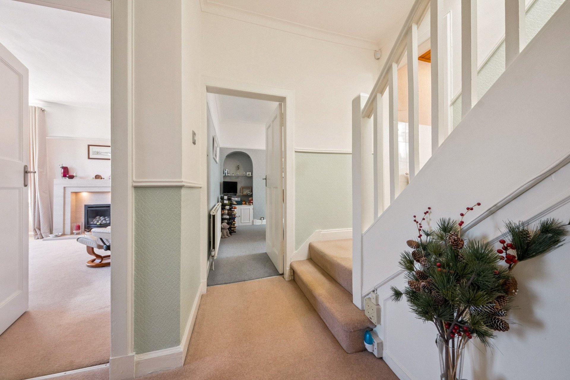 7 Reid Avenue, Bearsden, G61 3DR - Picture #19