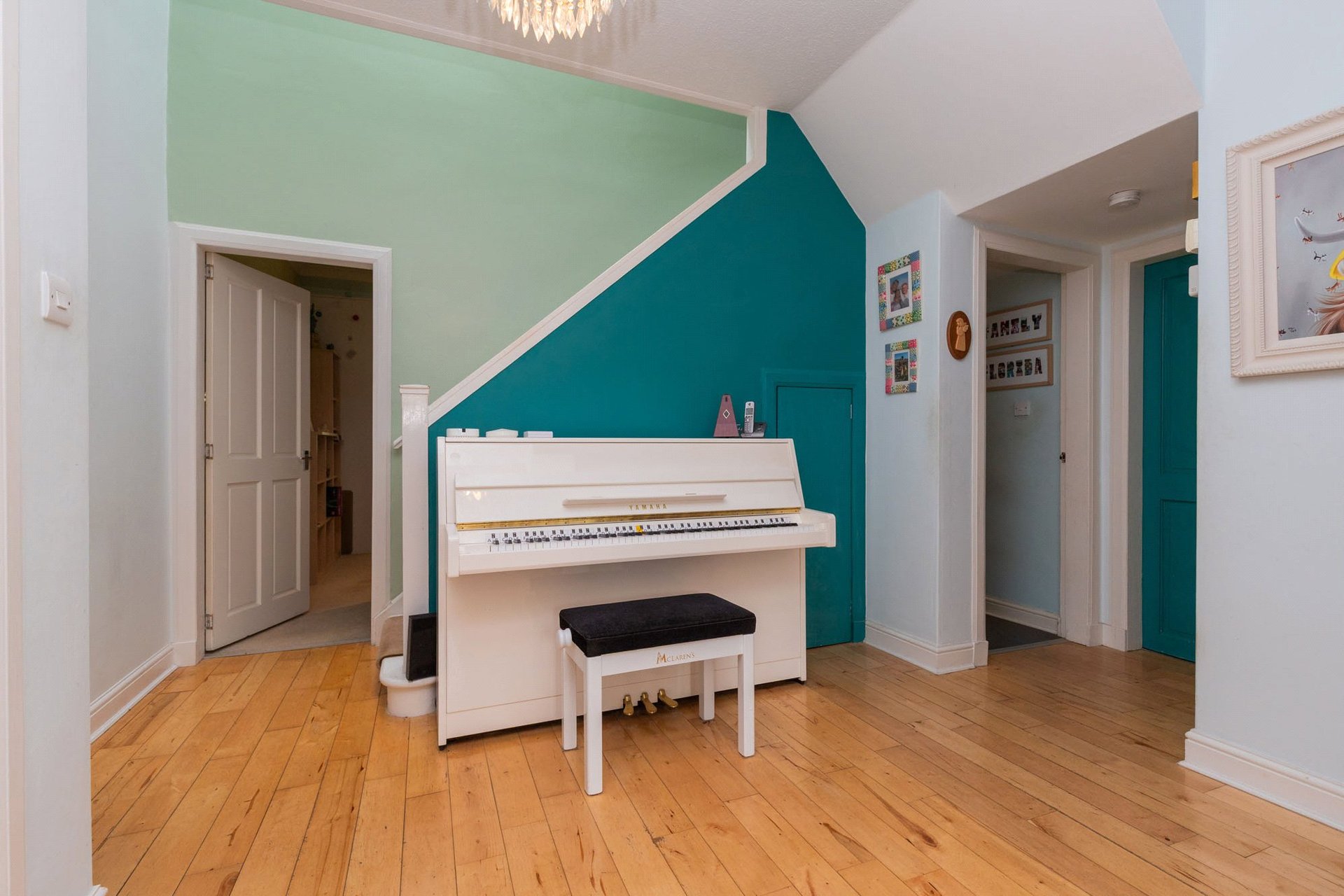 108 Mearns Road, Clarkston, Glasgow, East Renfrewshire, G76 7UP - Picture #6