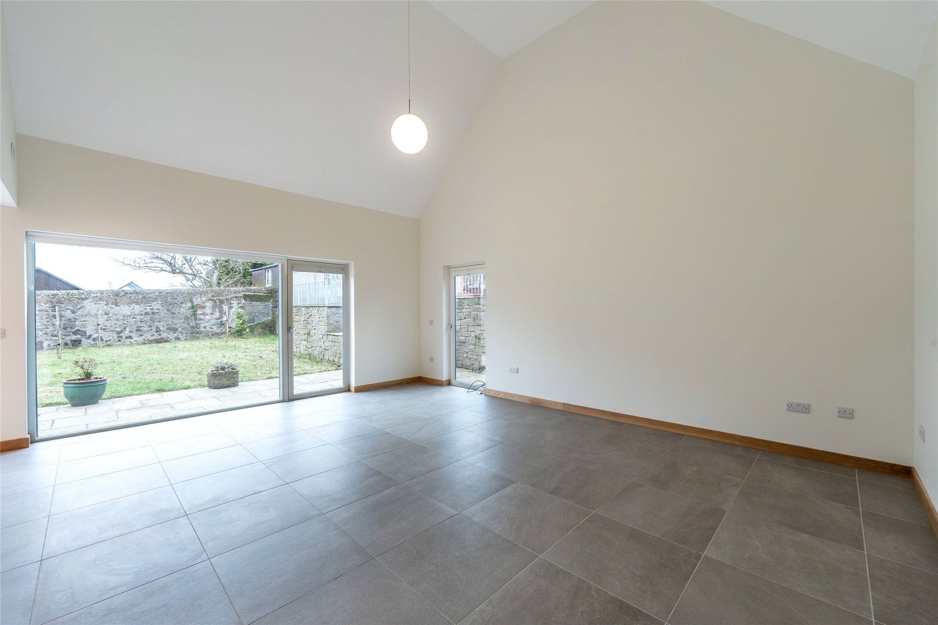 1 Albert Street, Tayport, Fife, DD6 9AR - Picture #11
