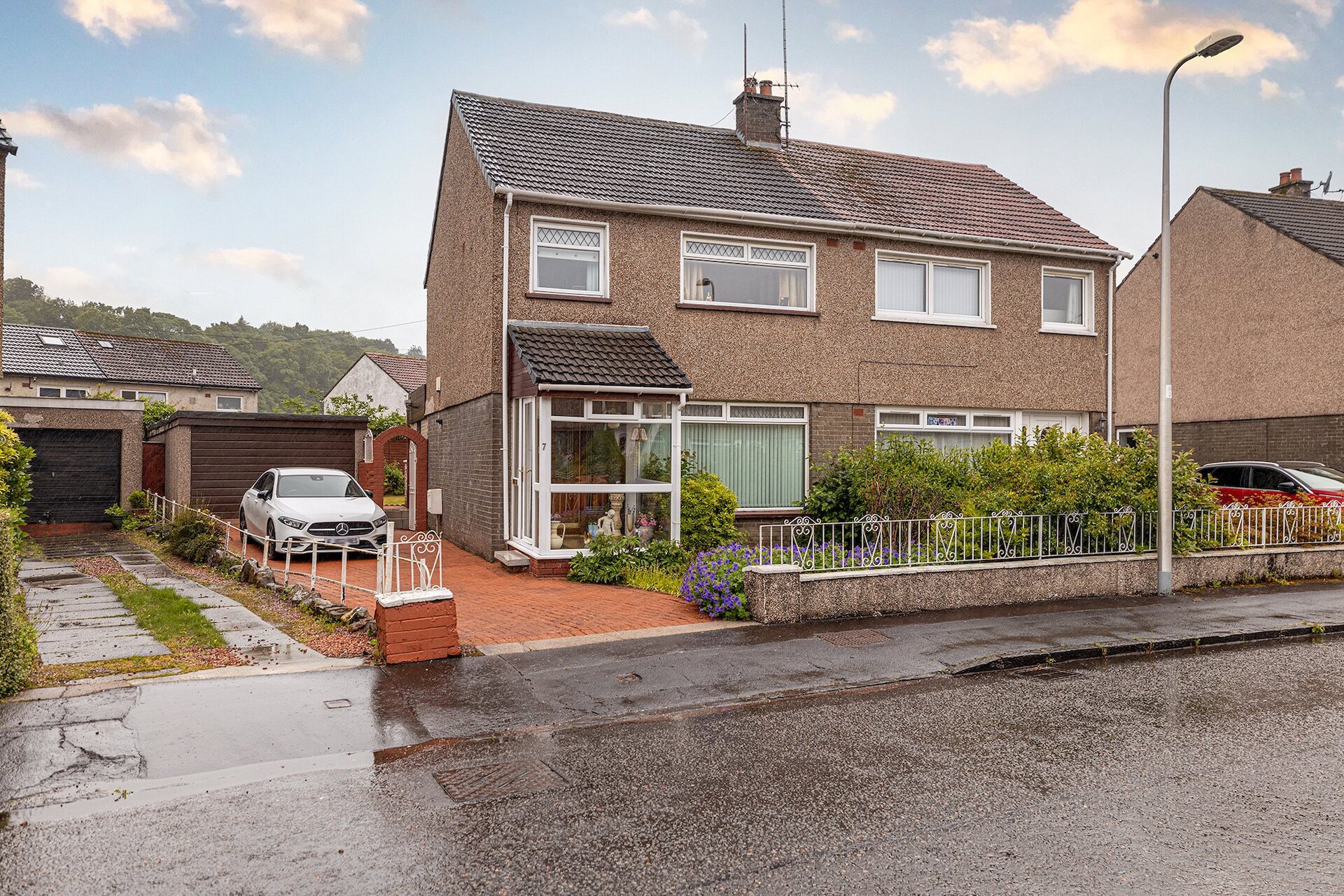 7 Doon Crescent, Bearsden, G61 1ES - Picture #1