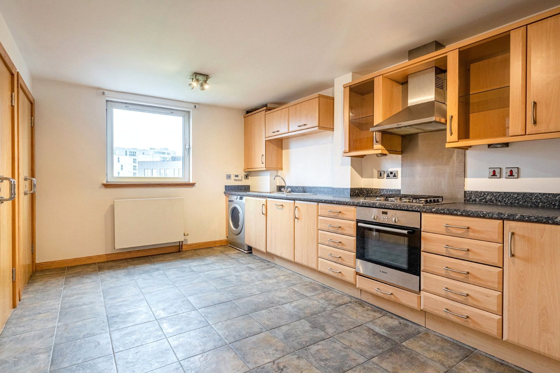 Flat 6/4 Merchant Exchange, 36 Ingram Street, Merchant City, G1 1EZ - Picture #7