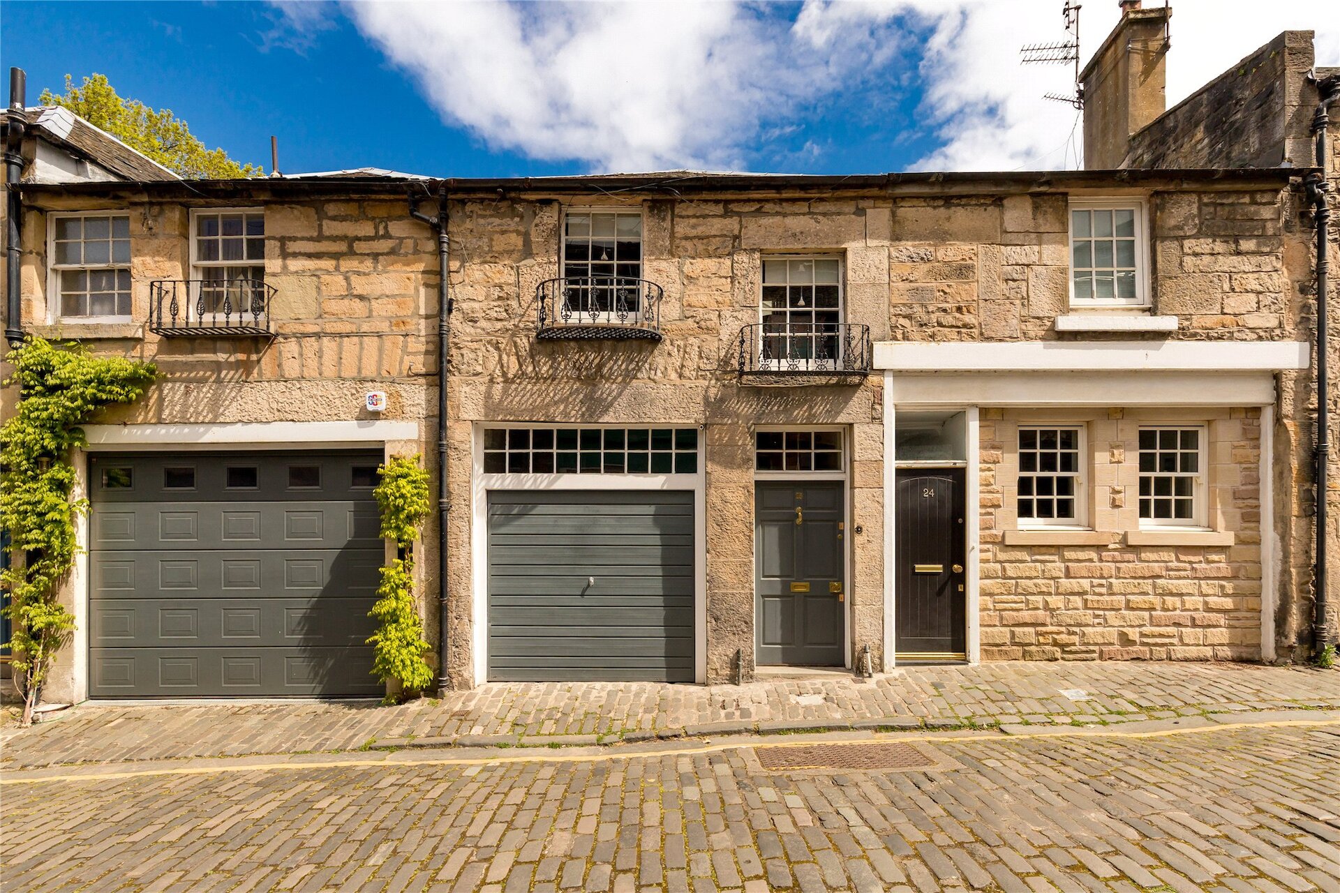 23 Gloucester Lane, Edinburgh, EH3 6ED - Picture #1