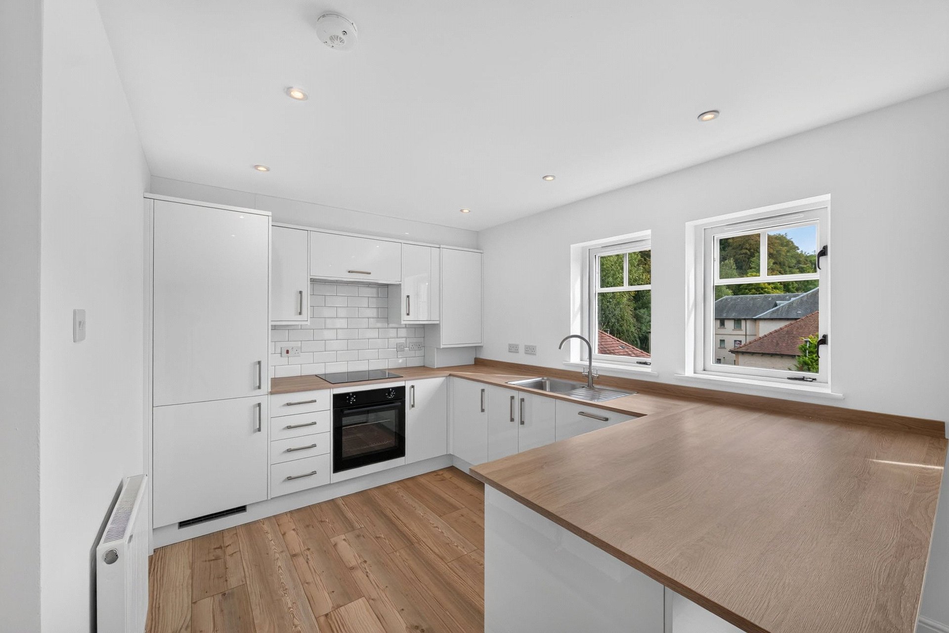 21 Bellerophon Drive, Penicuik, Midlothian, EH26 8NU - Picture #4