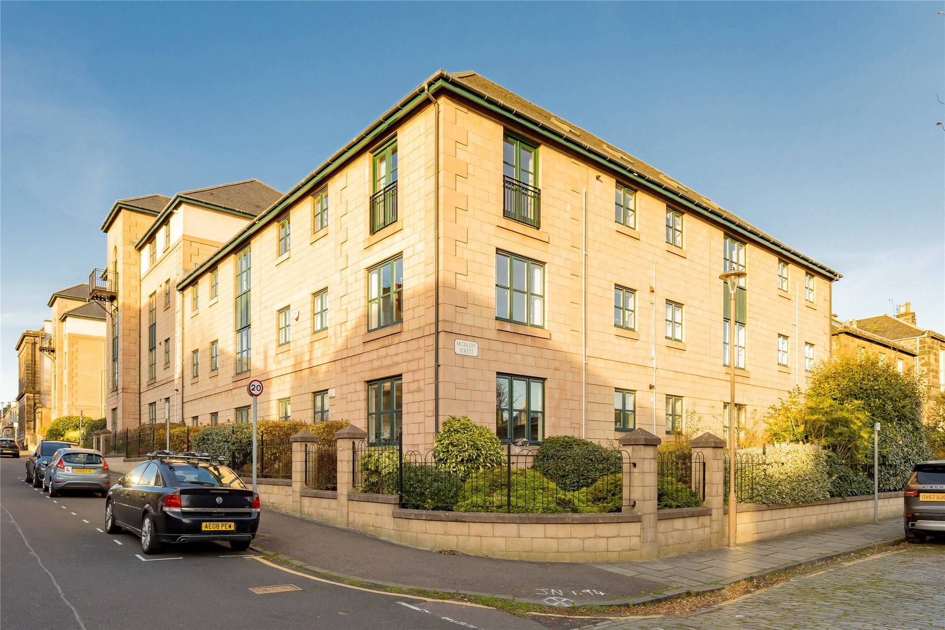 19/9 South Gray Street, Newington, Edinburgh, EH9 1TE - Picture #24