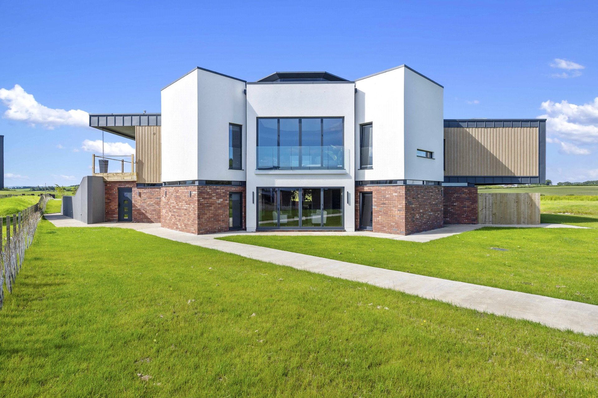 1 Artillery Drive, Hamilton, South Lanarkshire, ML3 7ZP - Picture #7