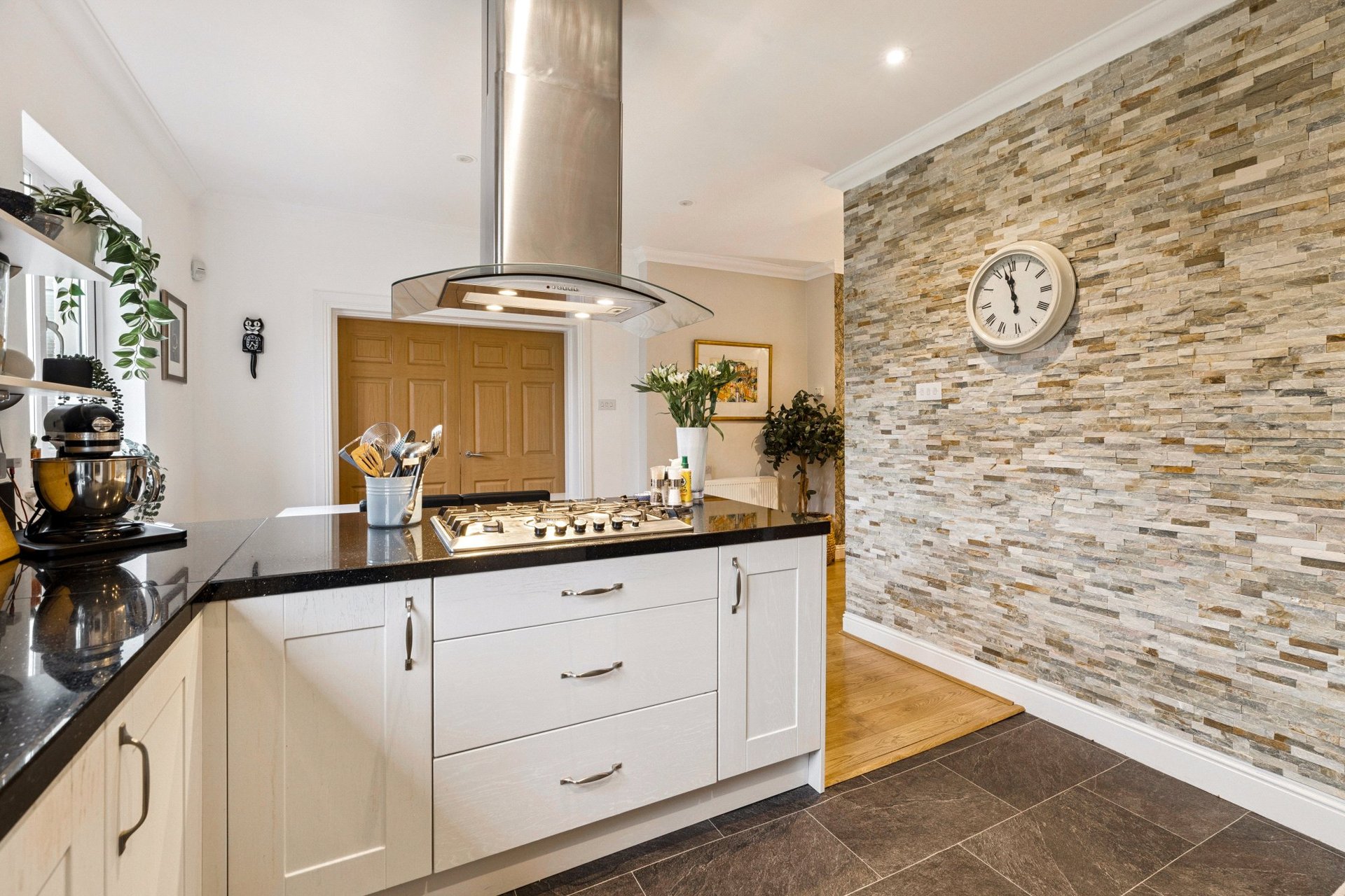 25 Upper Glenburn Road, Bearsden, G61 4BN - Picture #18