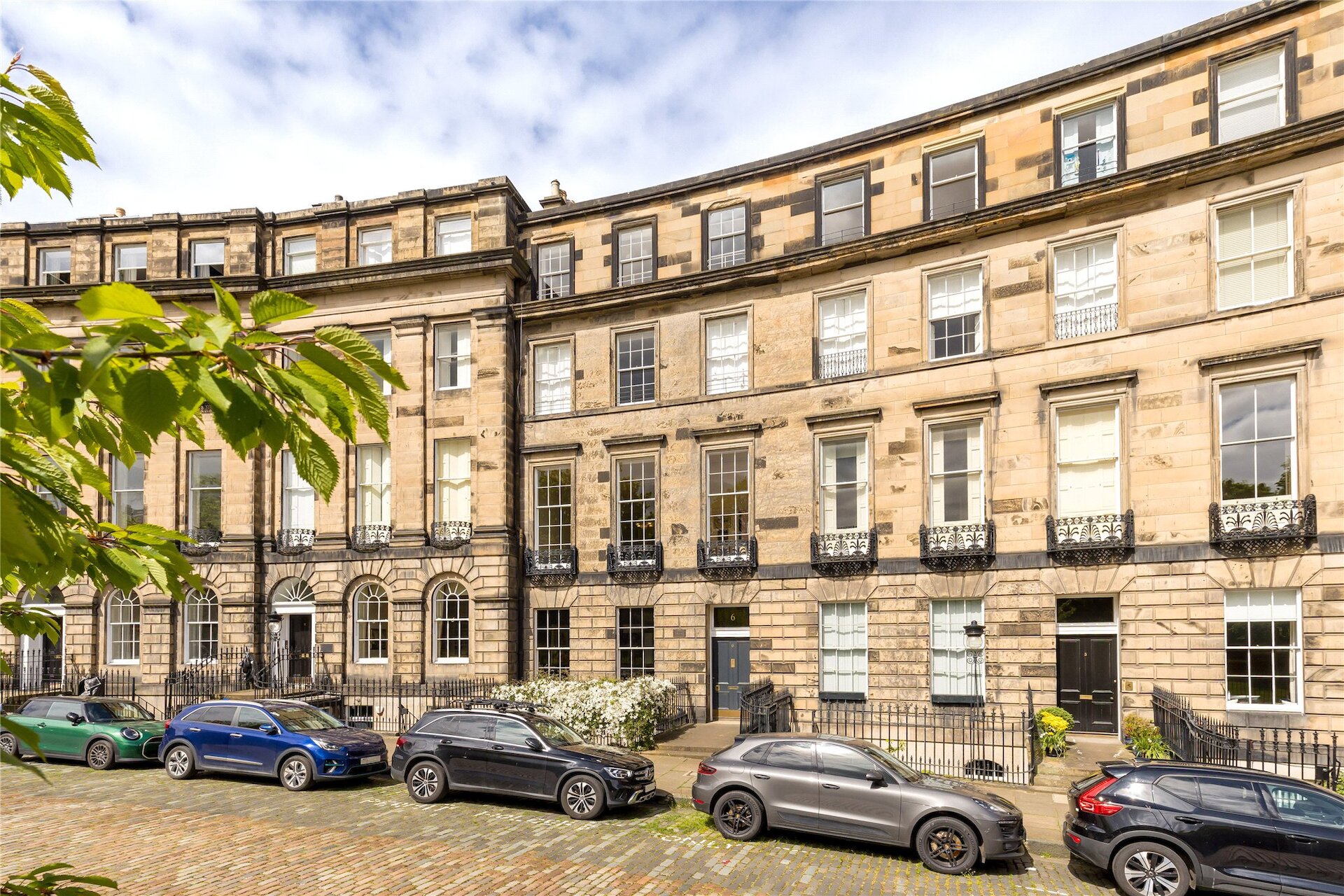 6/1 Ainslie Place, Edinburgh, EH3 6AR - Picture #1