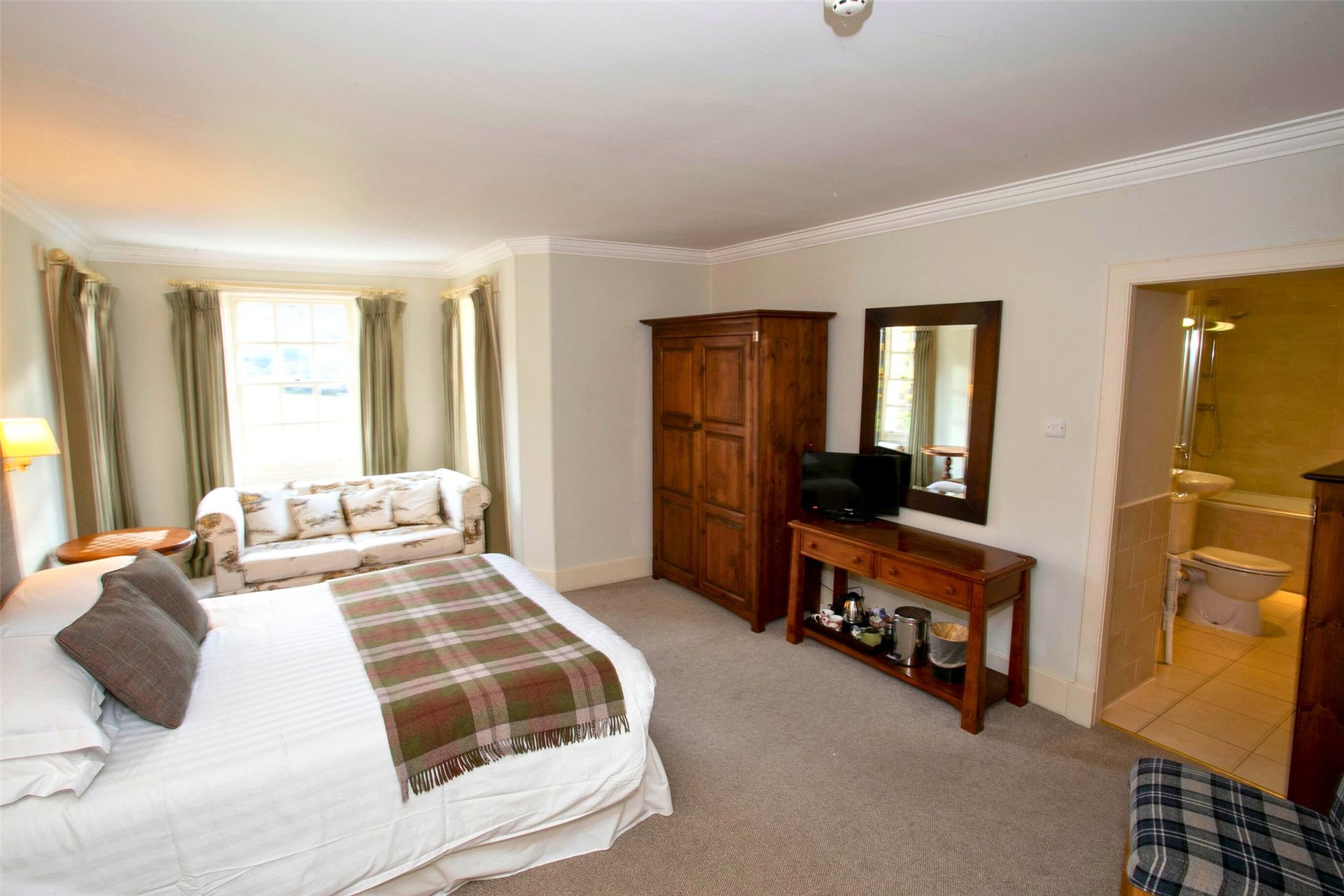 Fortingall Hotel & Cottage, Fortingall, Aberfeldy, Perthshire, PH15 2NQ - Picture #12