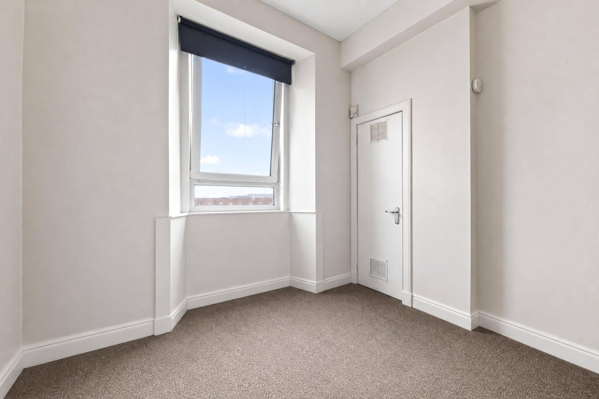 233/6 Leith Walk, Edinburgh, EH6 8NY - Picture #9