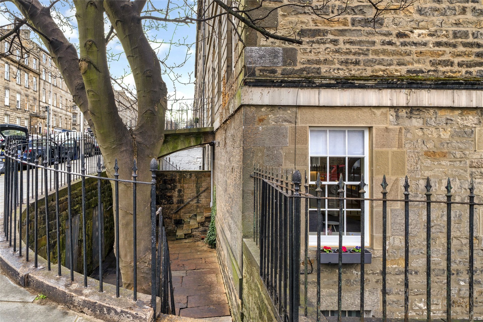 76A Dundas Street, Edinburgh, EH3 6QZ - Picture #2