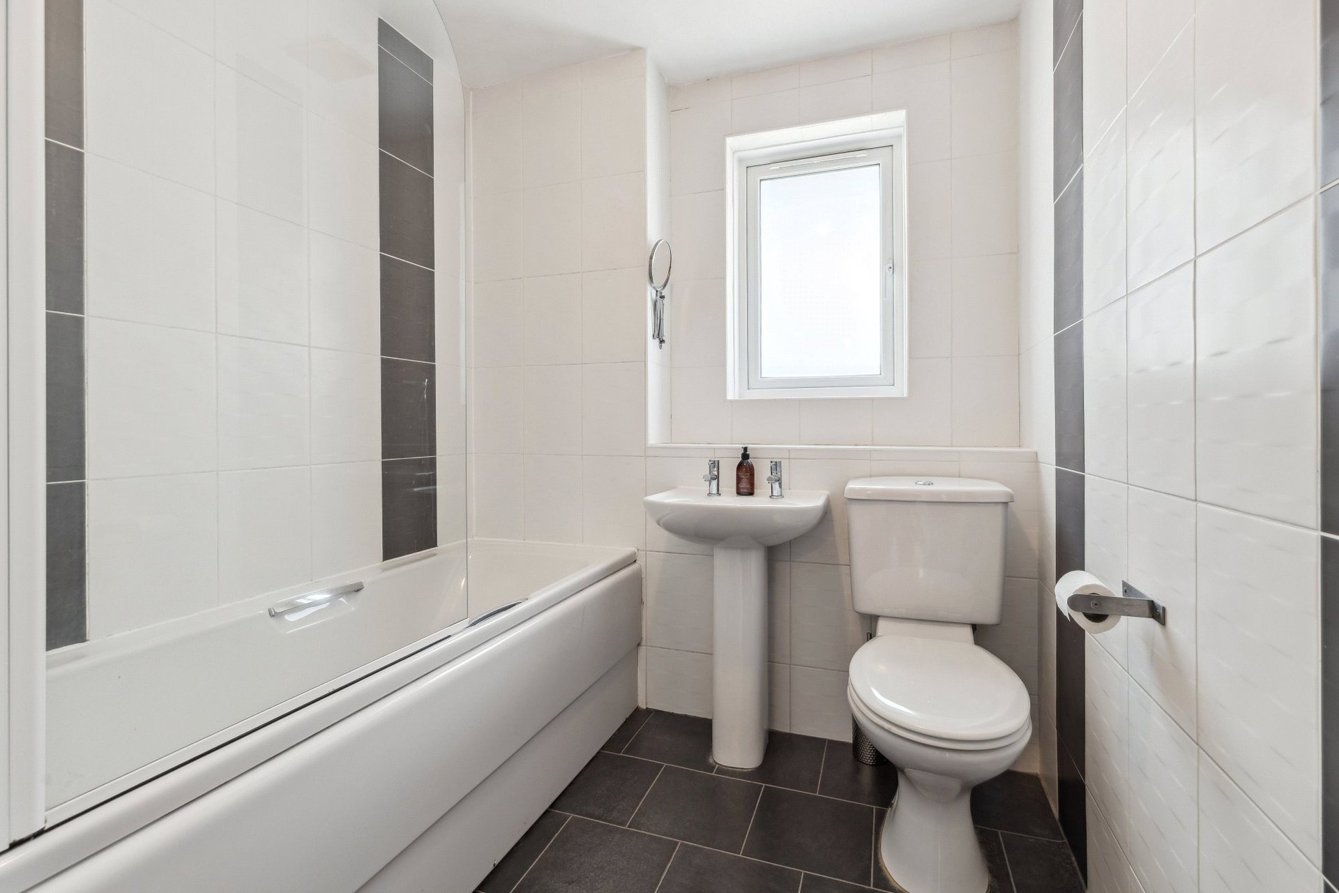 5 Dunkeld Place, Newton Mearns, Glasgow, G77 5UB - Picture #24