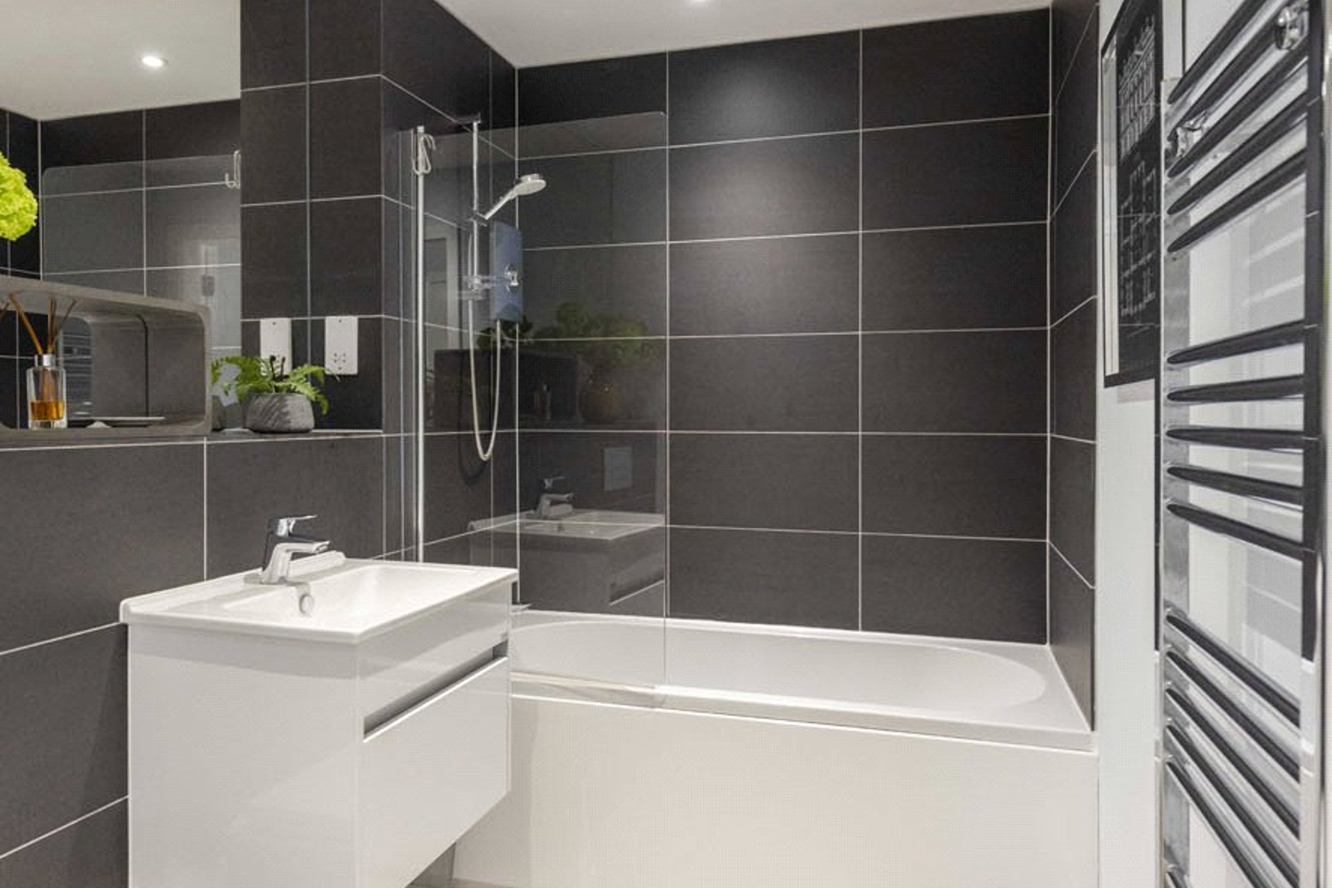 Flat 2, 19 Salamander Place, Edinburgh, EH6 7JJ - Picture #26