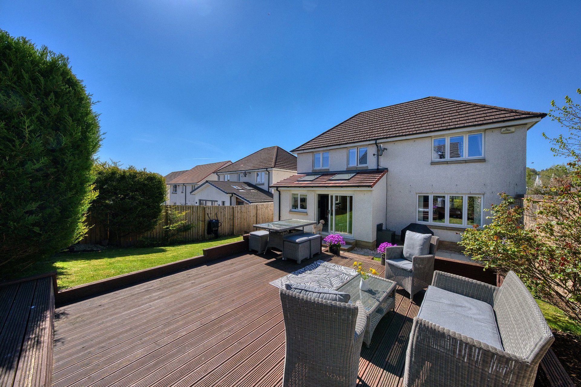 1 Morven Court, Bearsden, G61 3DE - Picture #2