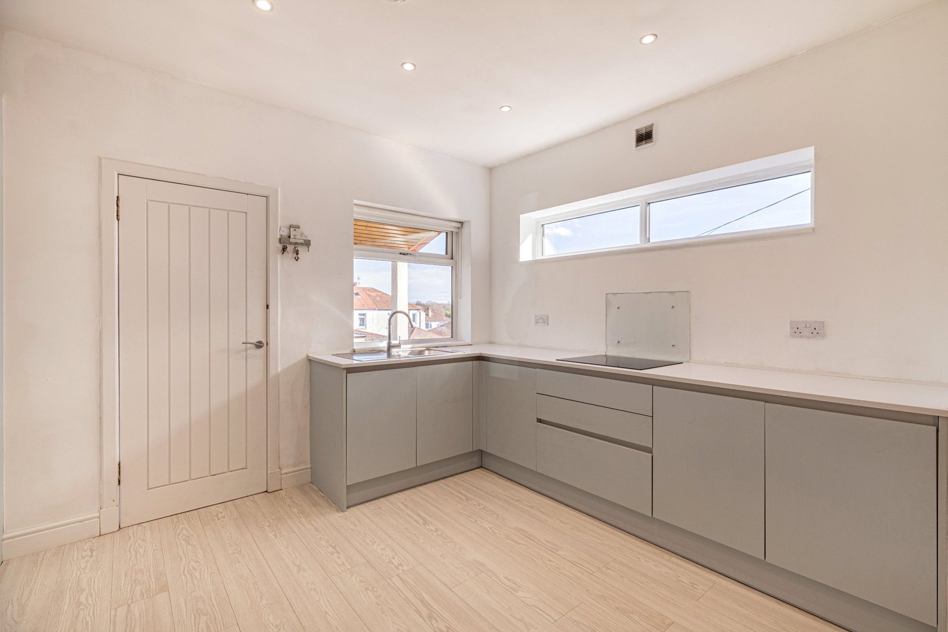 8 Earn Avenue, Bearsden, G61 2PX - Picture #10