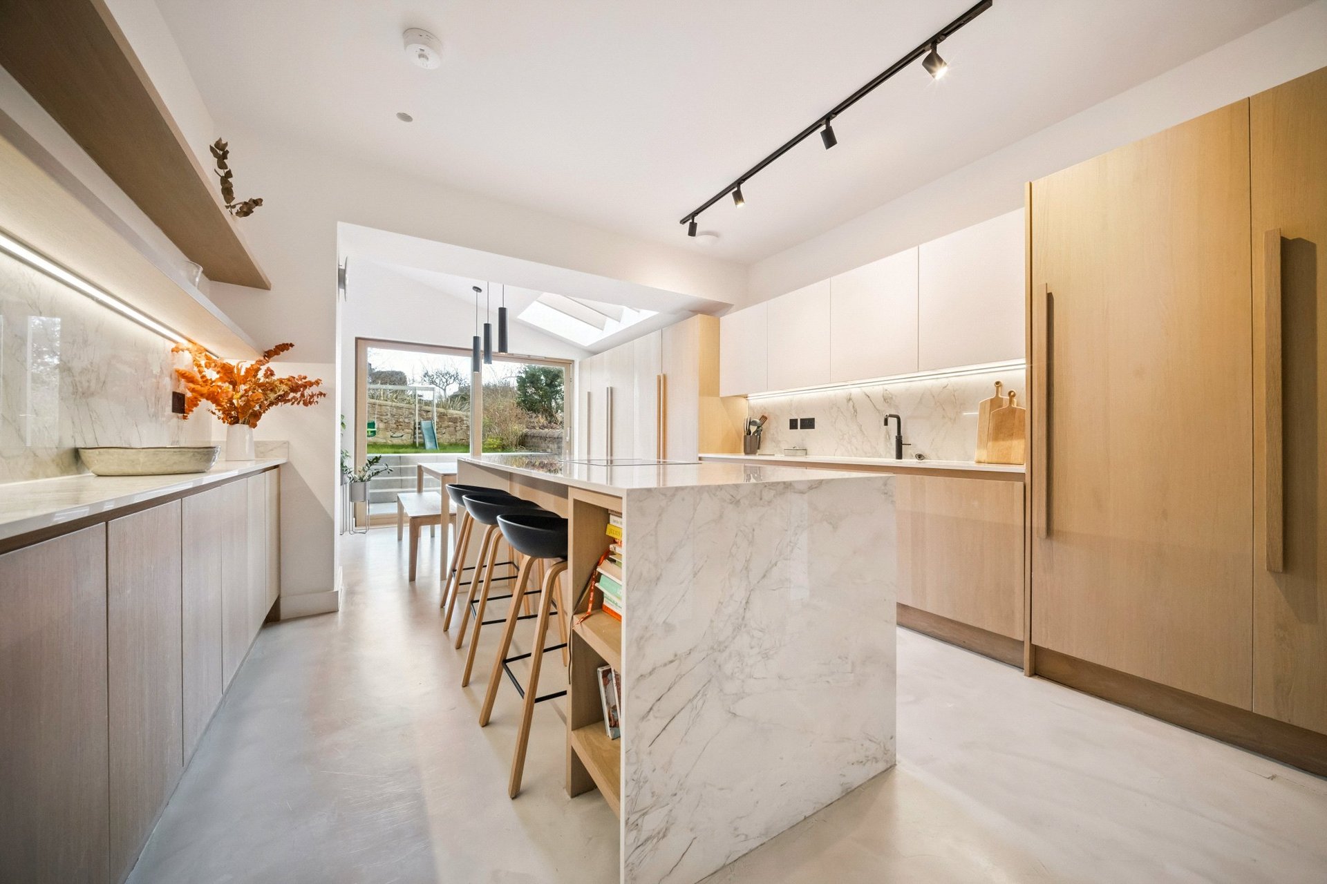30 Clermiston Road, Edinburgh, EH12 6XE - Picture #10