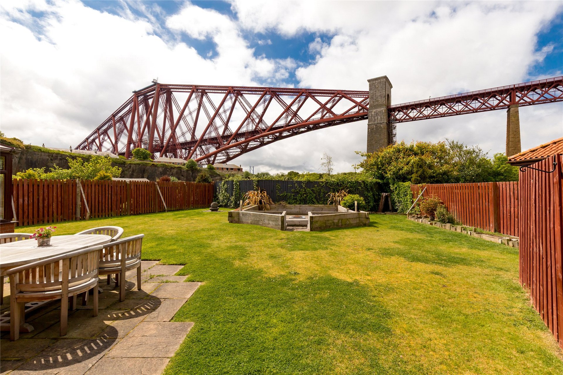 14 East Bay, North Queensferry, Inverkeithing, Fife, KY11 1JX - Picture #20